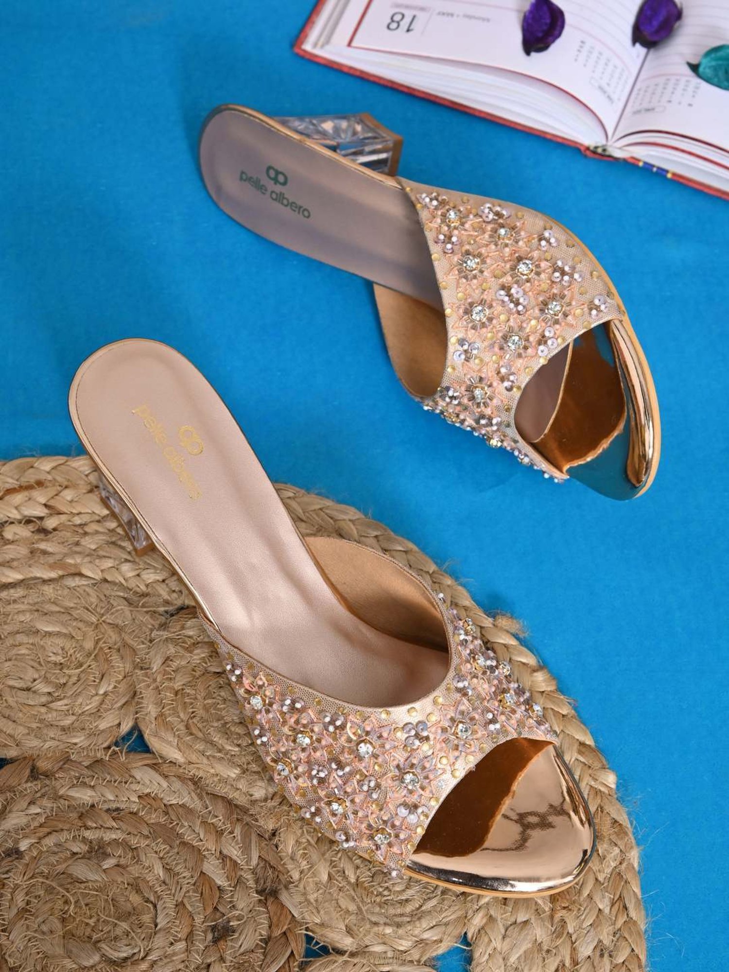 Pelle Albero Women's Sultan Ethnic Sandals