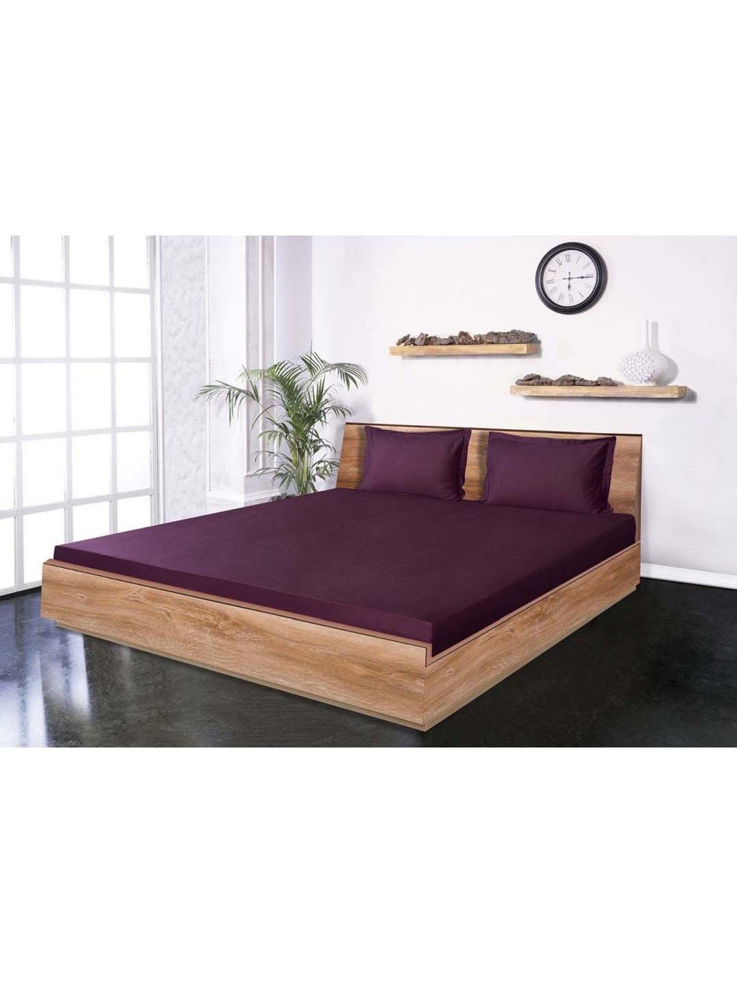 Mark Home Classic Purple Cotton 210 TC King Bedsheet with 2 Pillow Covers