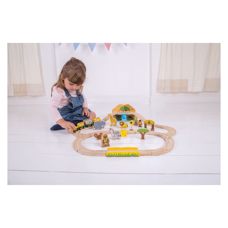 Bigjigs Rail Safari Wooden Railway Train Set