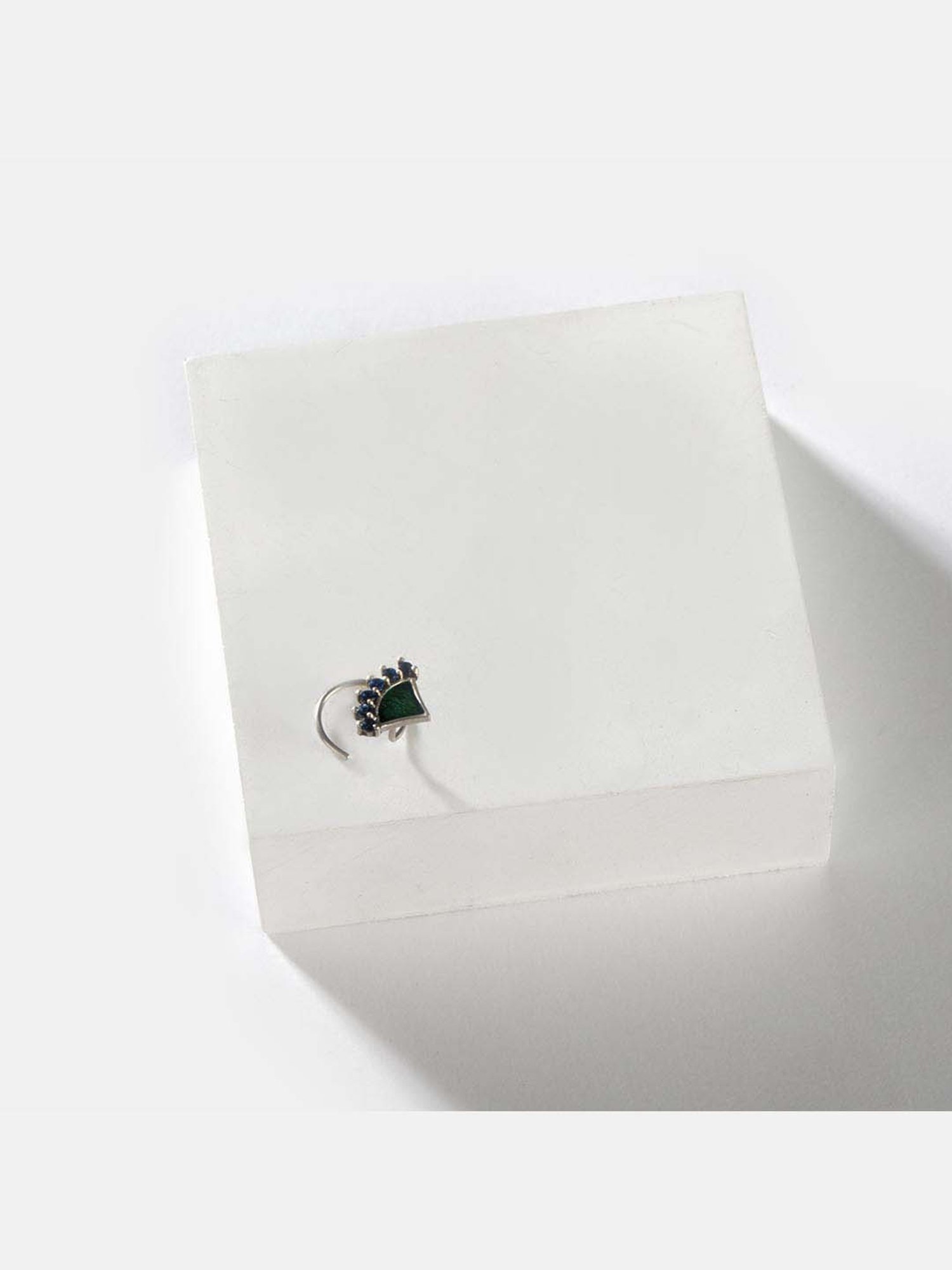 Zavya 92.5 Sterling Silver Floral Nosepin for Women