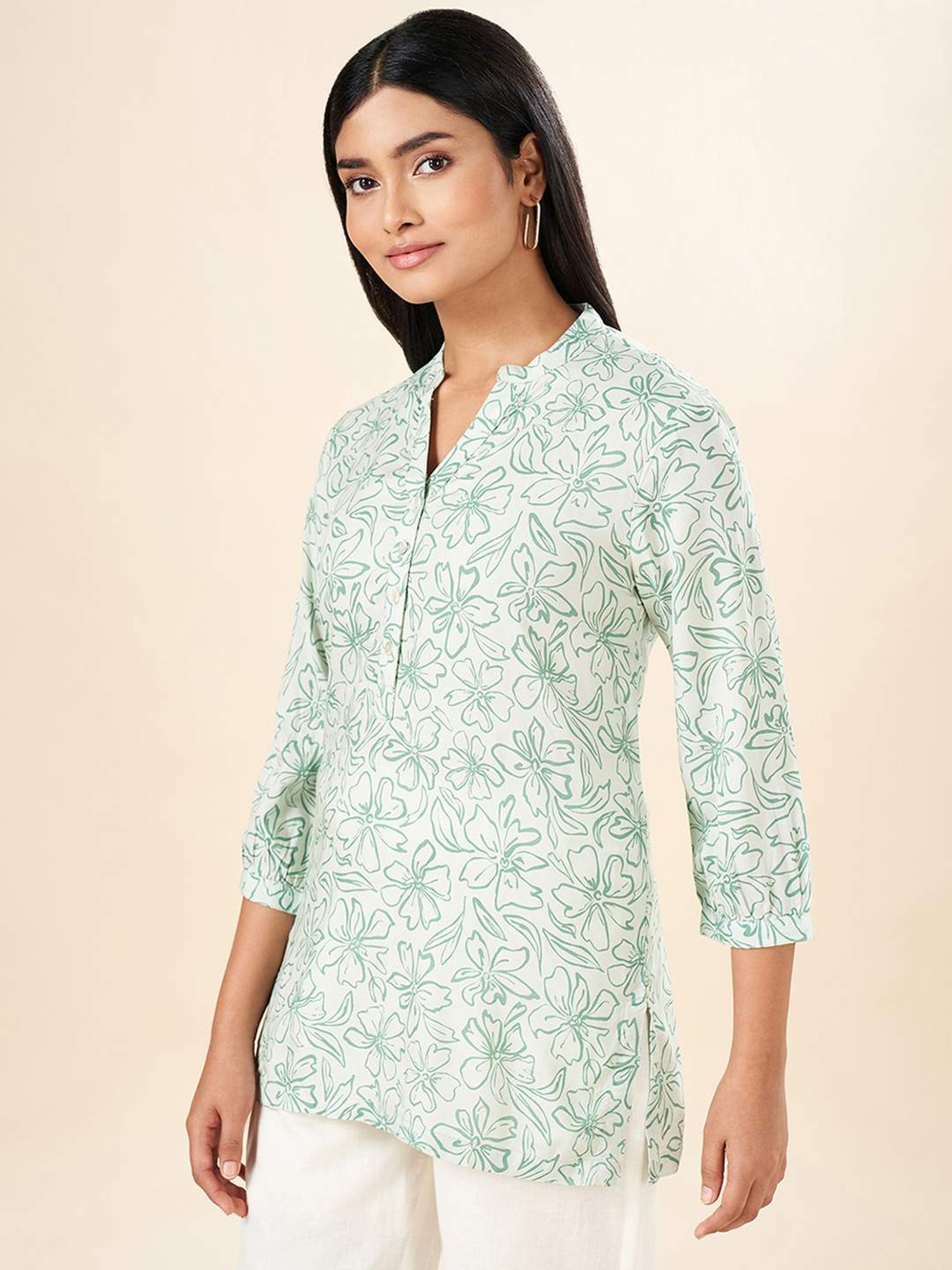 Akkriti by Pantaloons White Floral Print Tunic