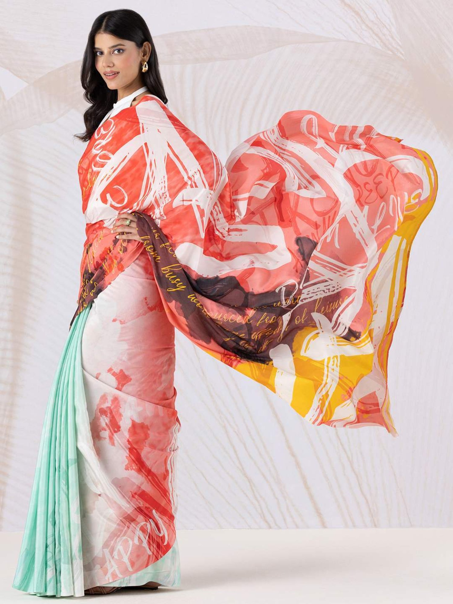 navyasa by liva Peach & Green Printed Saree With Unstitched Blouse