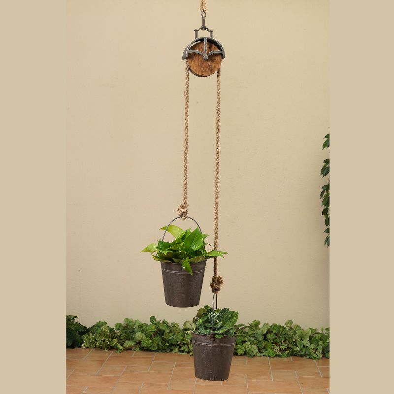 Self-Watering Hanging Basket - Gardener's Supply Company
