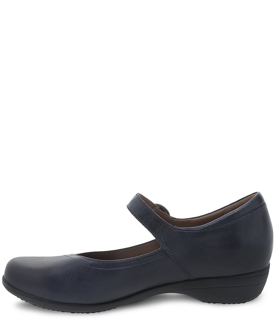 Deltan Tessa Croc-Embossed T-Strap Block Heel Pumps