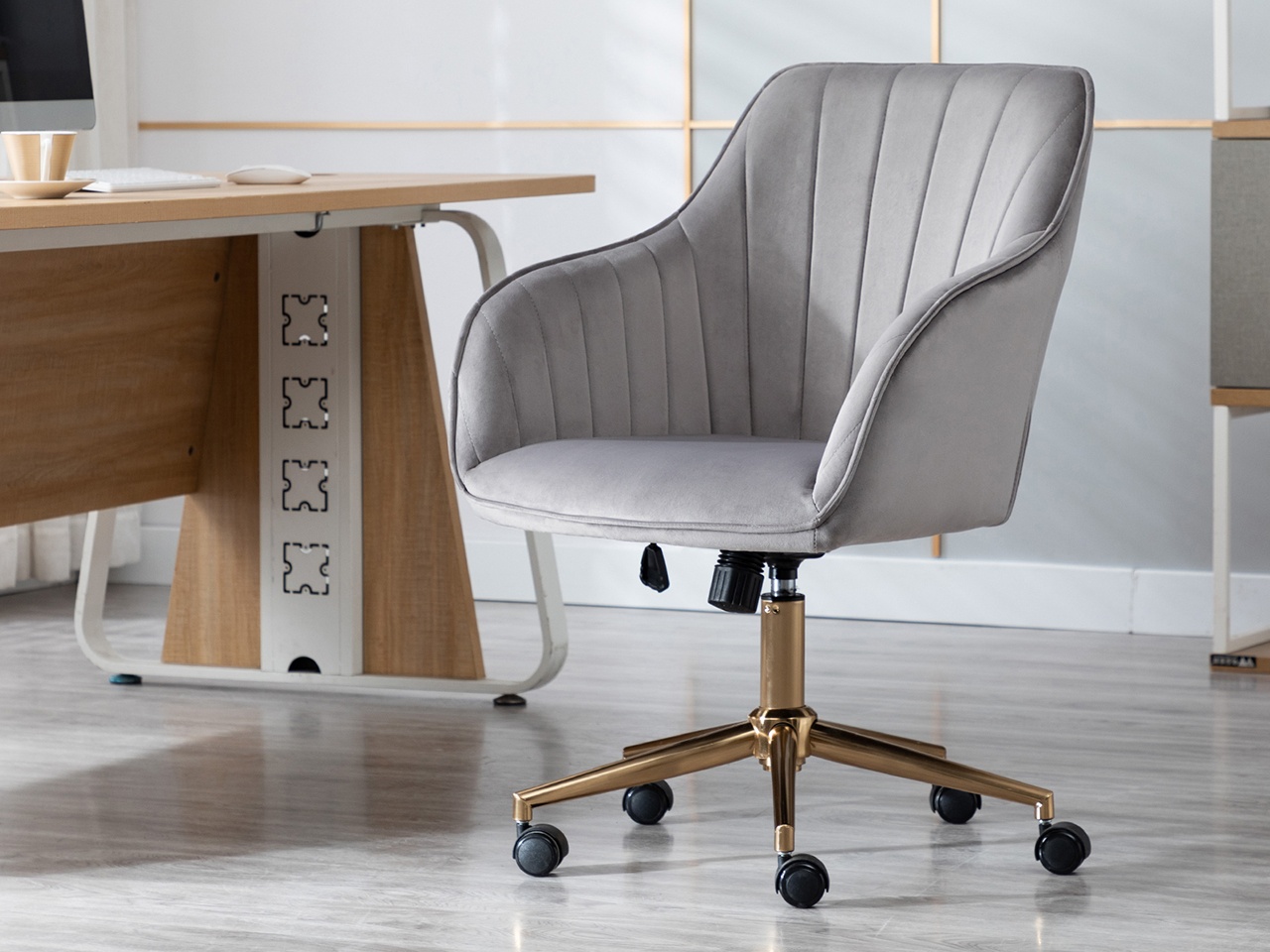 Swivel Height Adjustable Task Chair with Arms Velvet Upholstered Office Chair