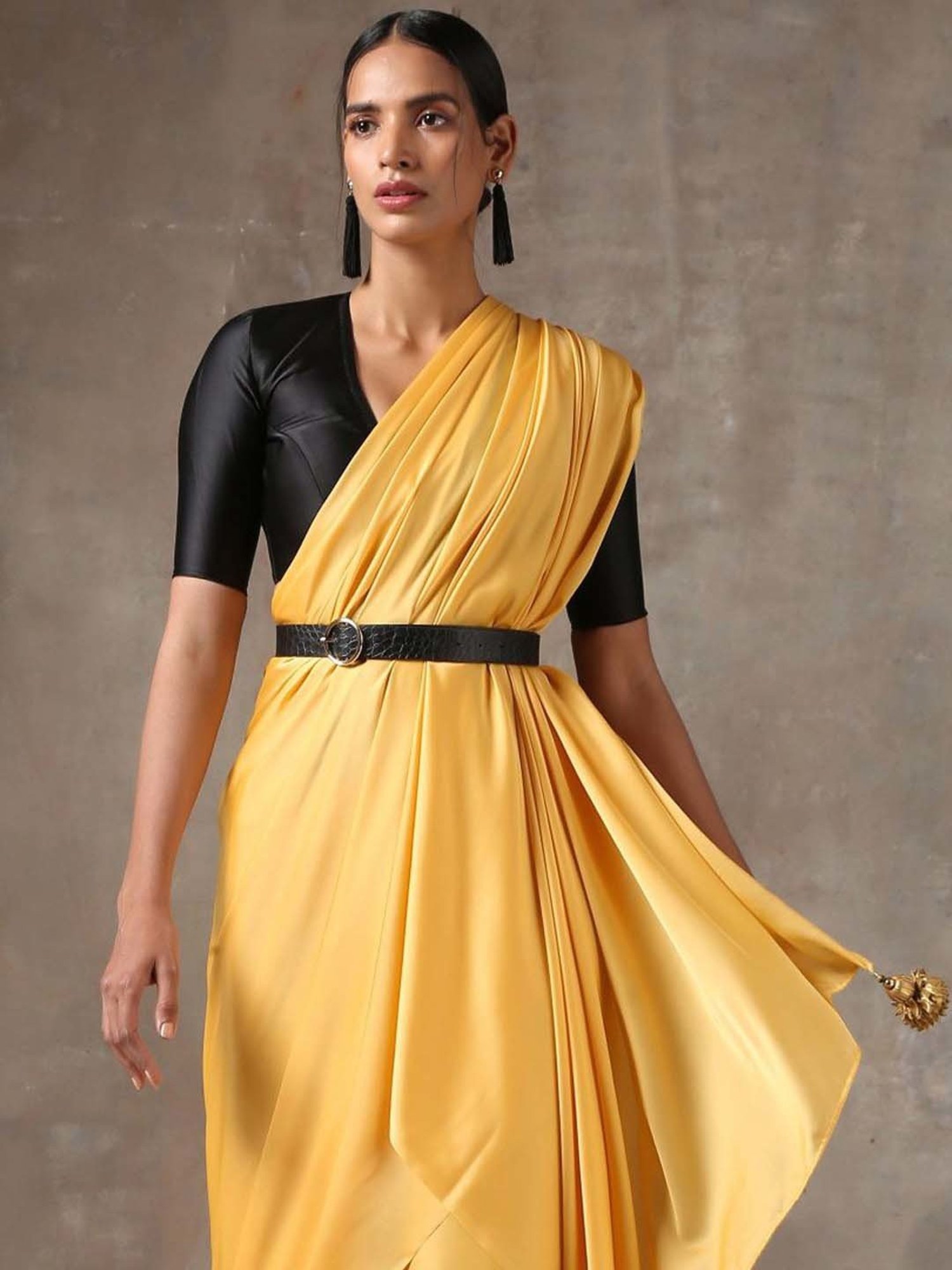 Swtantra Black Plain Readymade Blouse