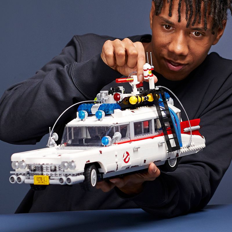 LEGO Ghostbusters ECTO-1 Building Kit 10274