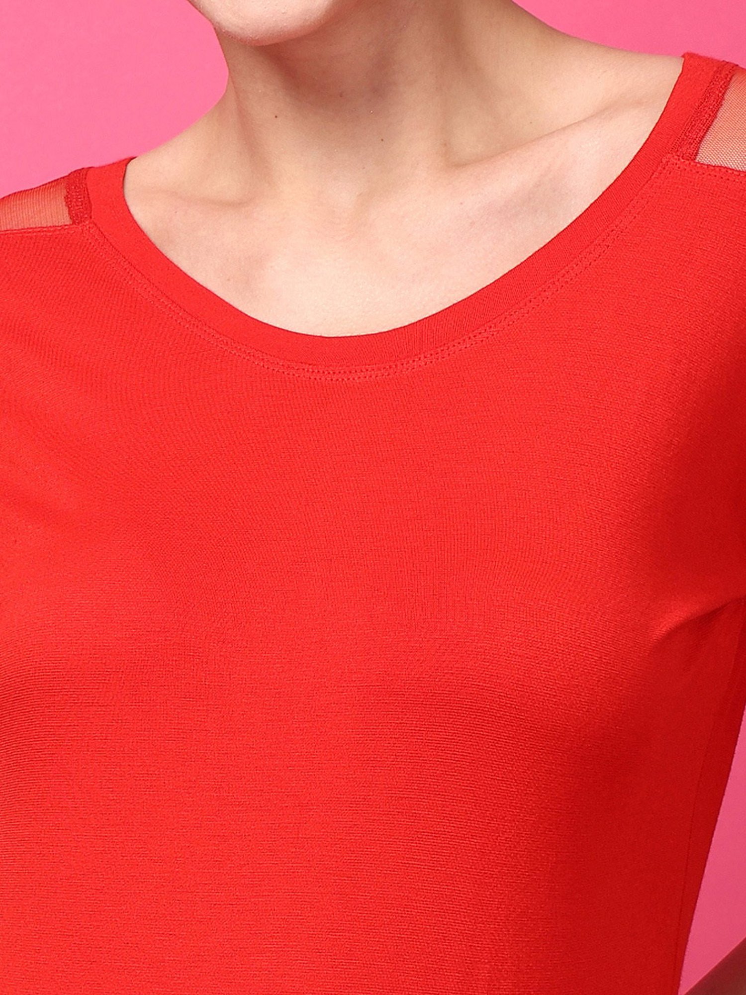 Scorpius Red Slim Fit Crop Top