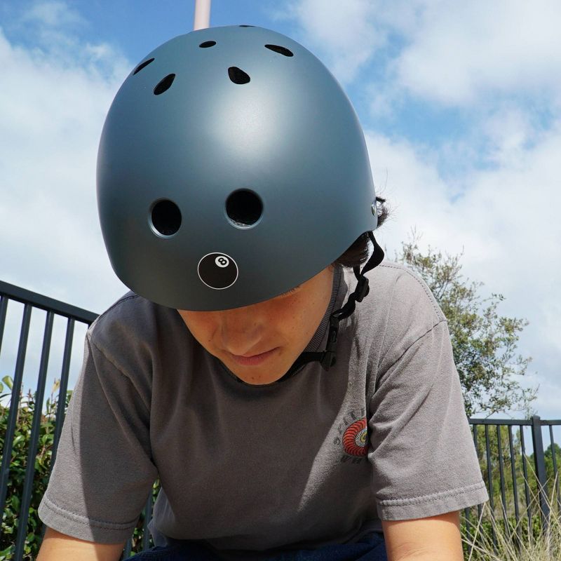 Eight Ball Kids' 8+ Helmet - Gun Metal