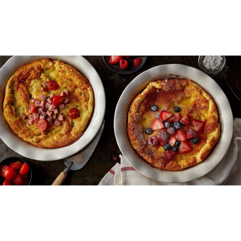 Nordic Ware Natural Aluminum Commercial Hi-Dome Covered Pie Pan