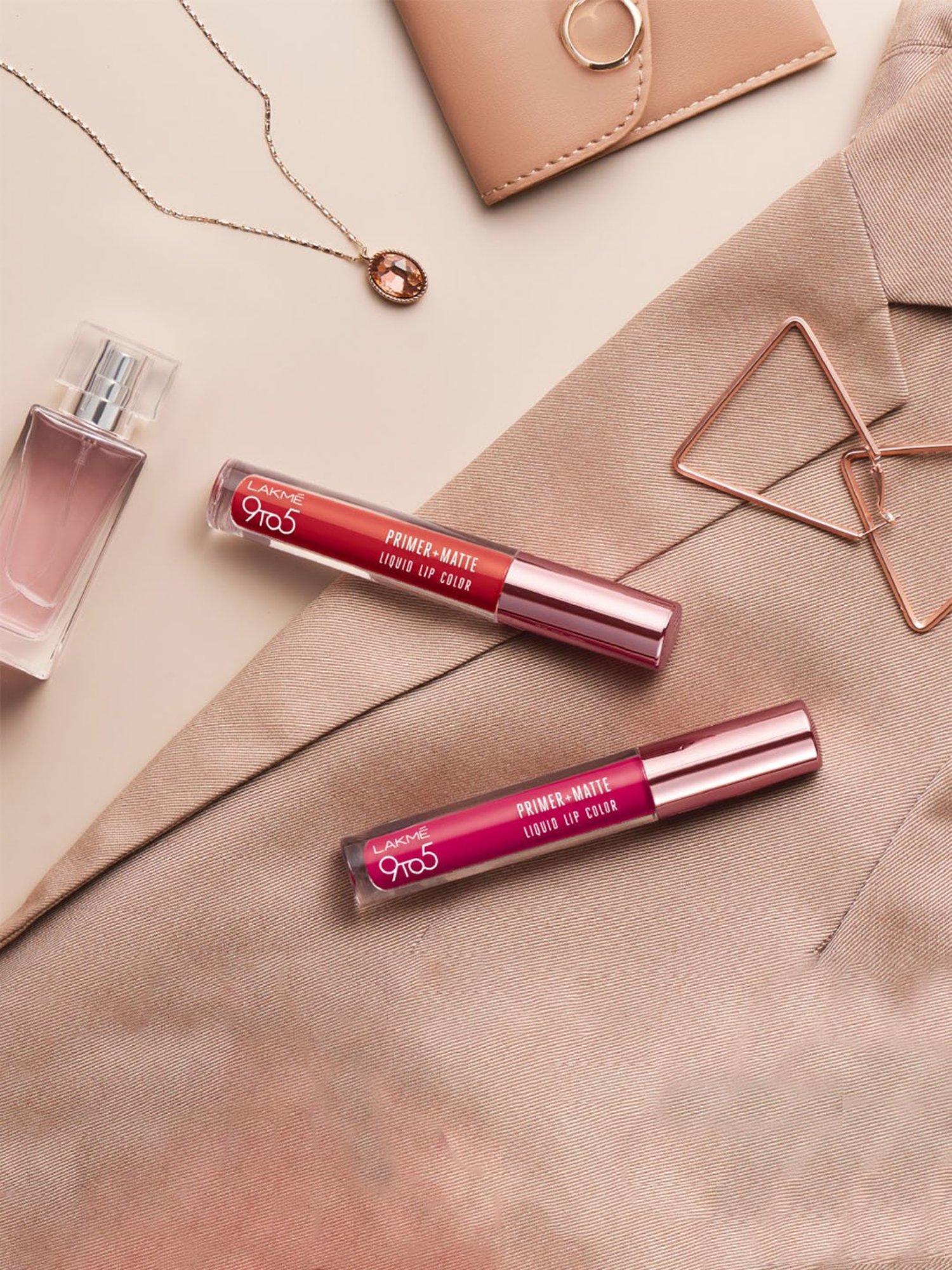 Lakme 9 to 5 Primer Plus Matte Liquid Lip Color MB2 Intense Latte - 4.2 ml