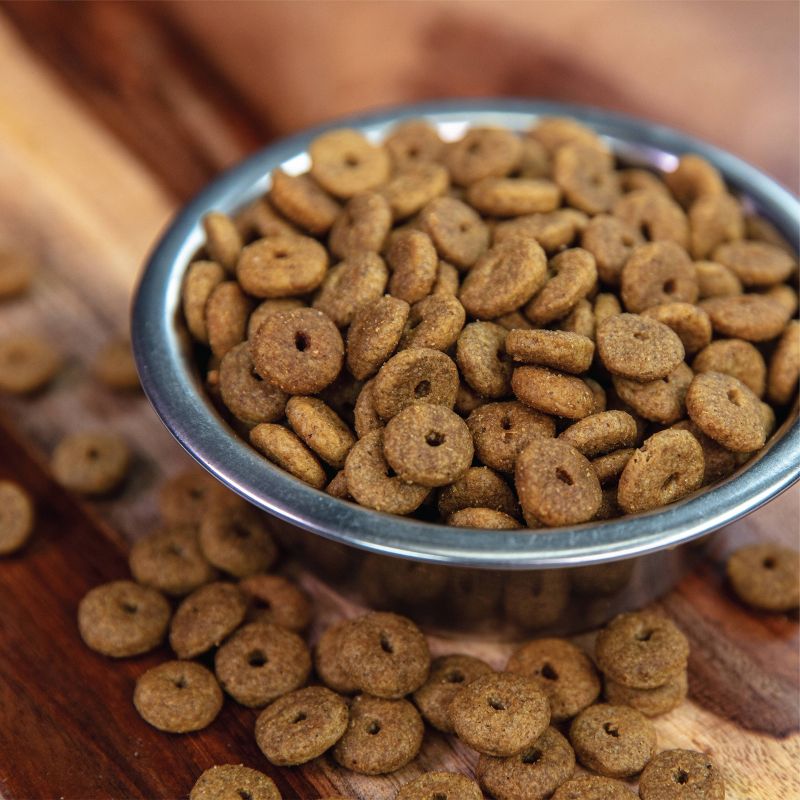 Nutro Wholesome Essentials Farm-Raised Chicken, Brown Rice & Sweet Potato Recipe Senior Dry Dog Food - 15lbs