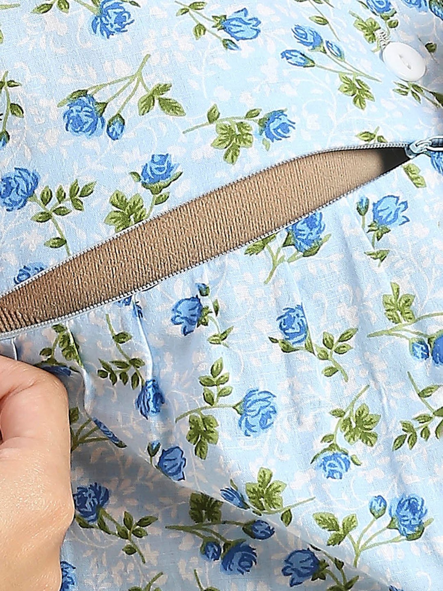 MomToBe Blue Cotton Floral Print Feeding Nighty