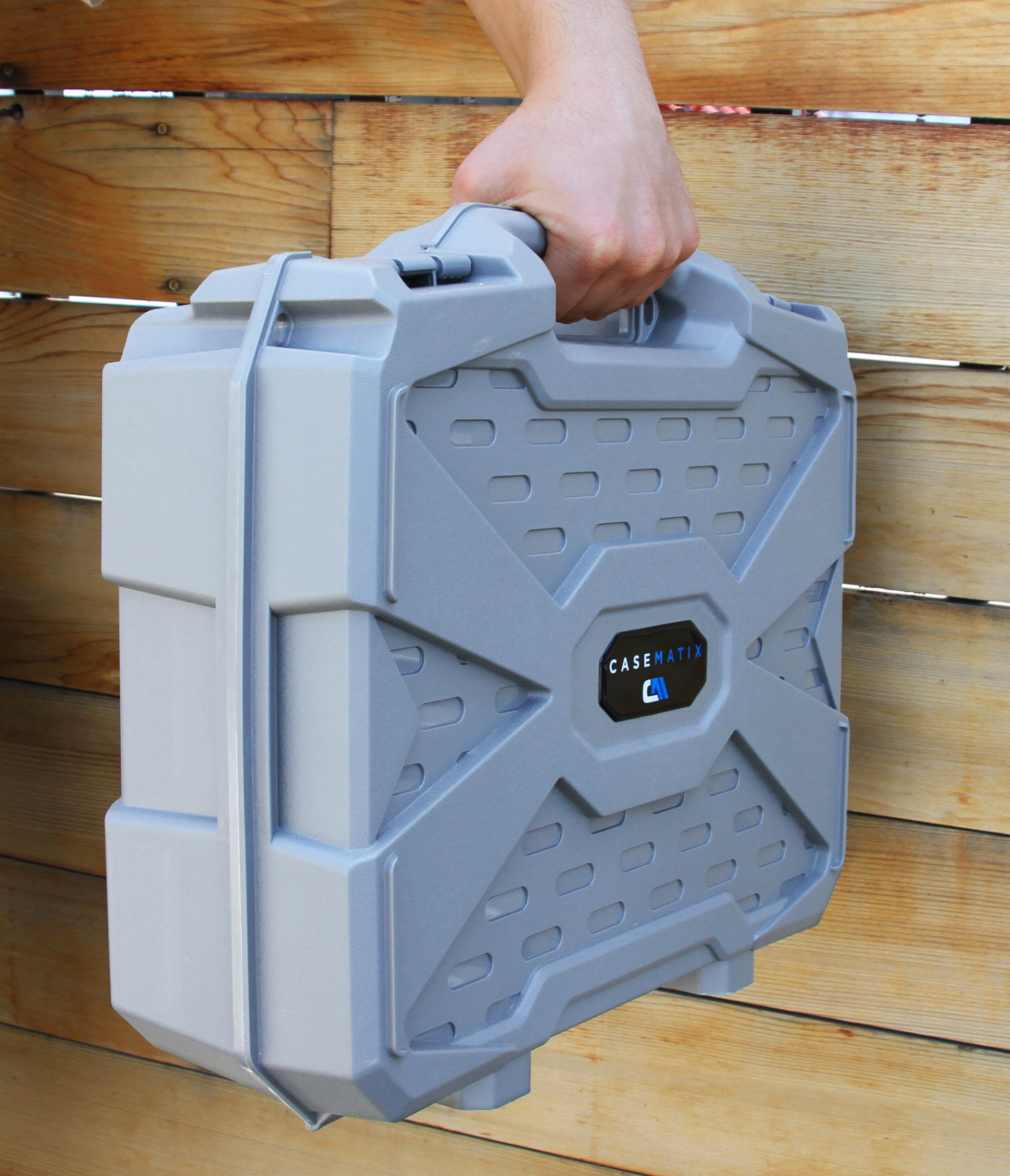 Casematix Hard Shell 15.6 Laptop Case fits MSI GS65 Stealth Thin, MSI GF63 Gaming Laptop and 15 inch Laptop Accessories &ndash; Includes Grey Case Only with Red Foam