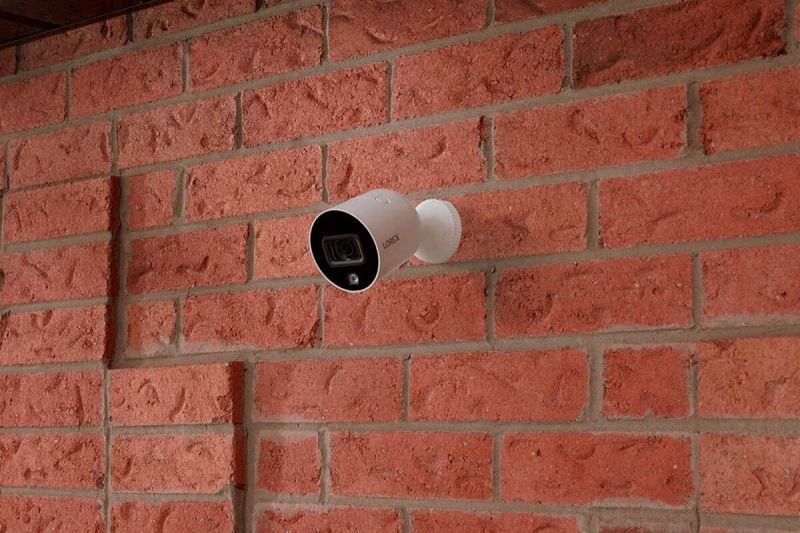 Lorex 1080p HD Smart Indoor/Outdoor Wi-Fi Security Camera with 32GB, Smart Deterrence, and Color Night Vision