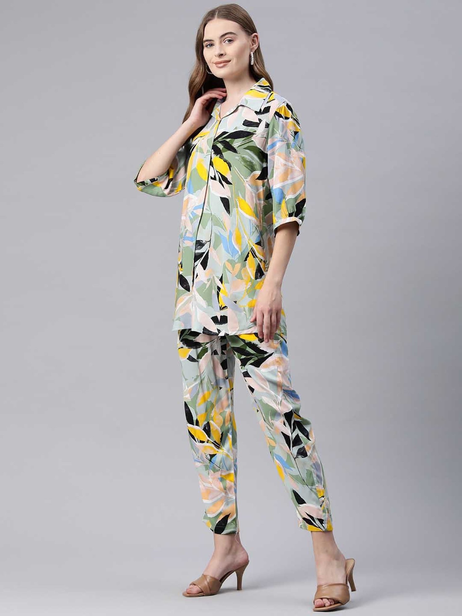 One Femme Multicolor Print Shirt With Pants