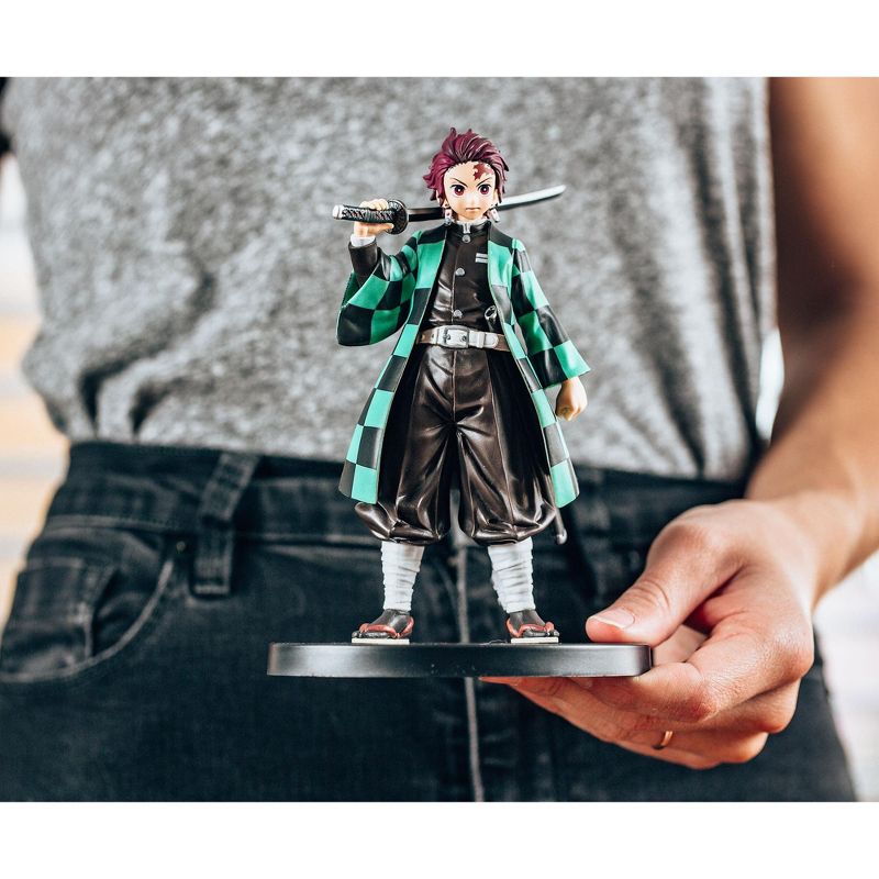 Banpresto Demon Slayer: Kimetsu no Yaiba Banpresto Figure Vol. 1 | Tanjiro Kamado