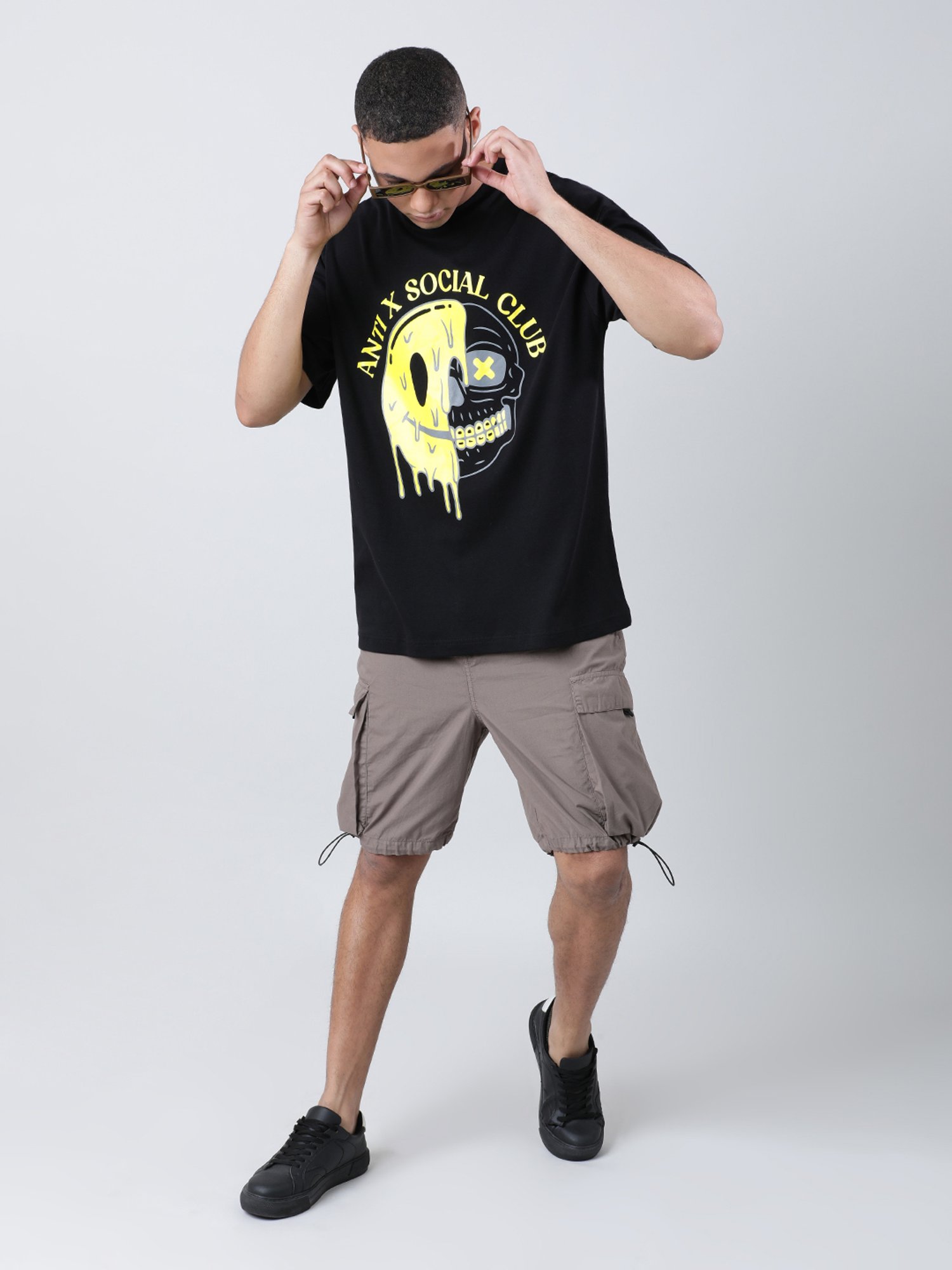 Bene Kleed Black Loose Fit Printed Cotton Crew T-Shirt