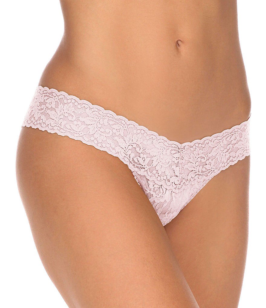 Hanky Panky Signature Lace Low-Rise Thong