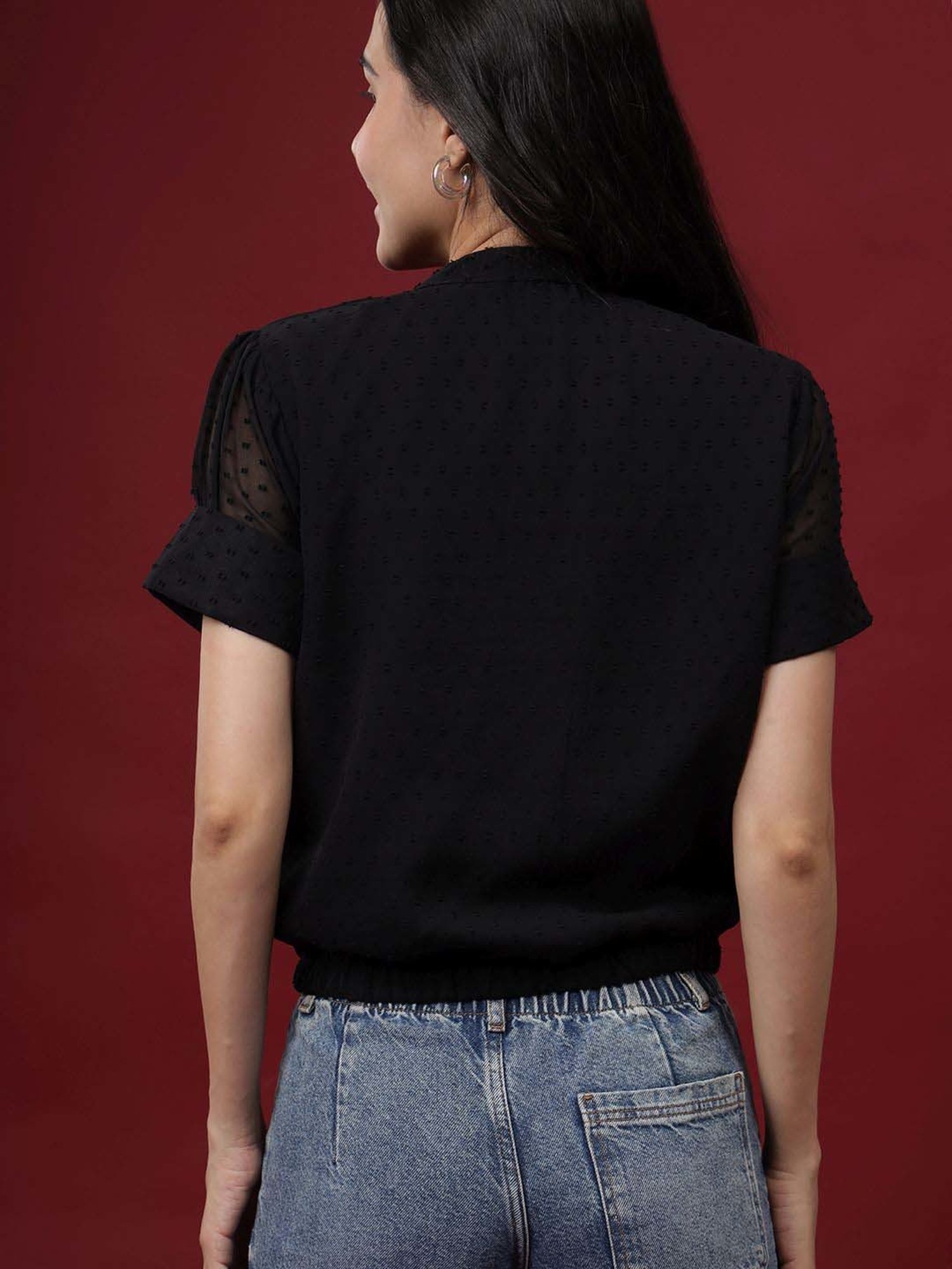 NEUDIS Black Self Pattern Top