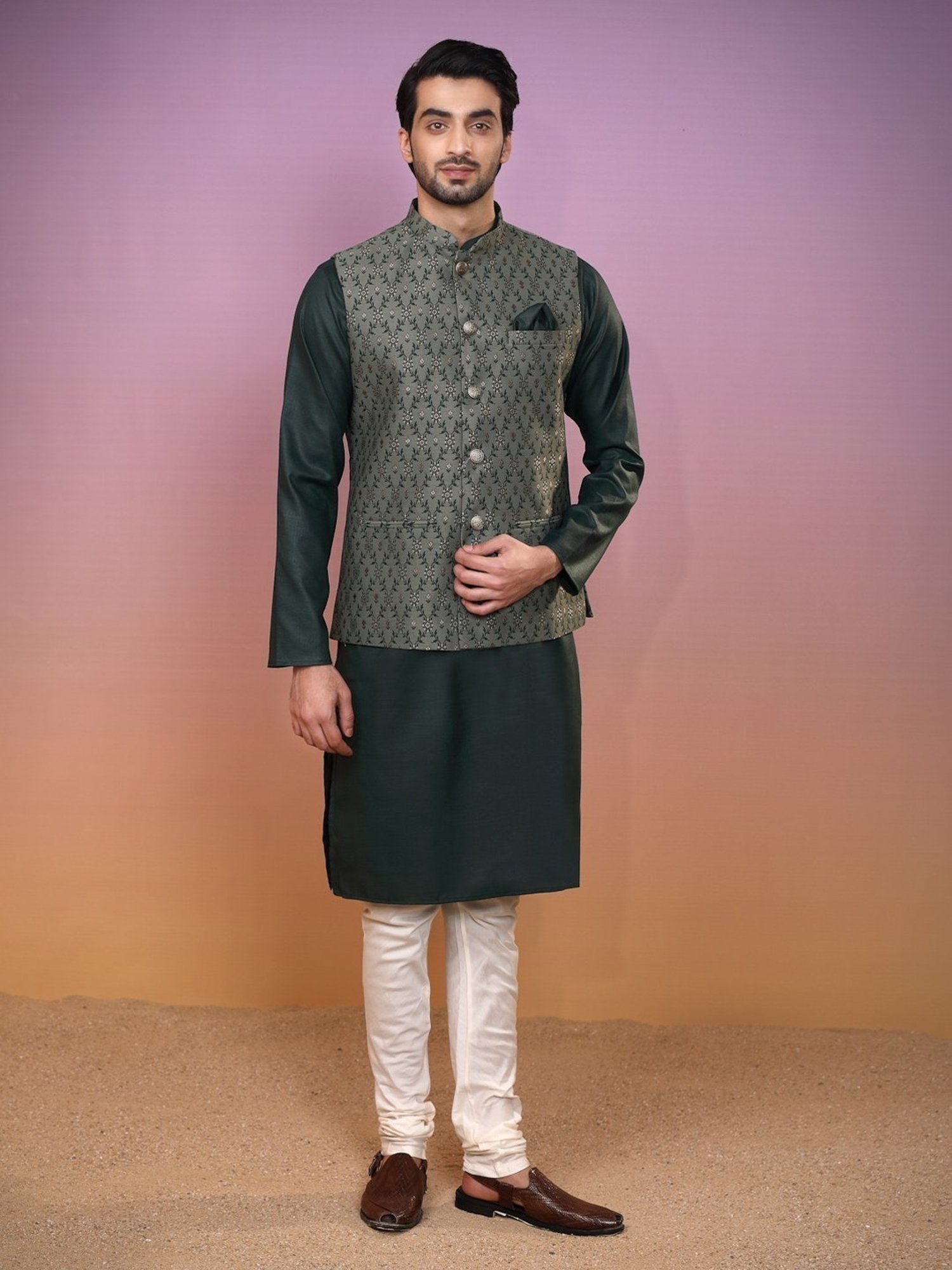 KISAH Green & White Regular Fit Self Pattern Kurta Set With Jacket