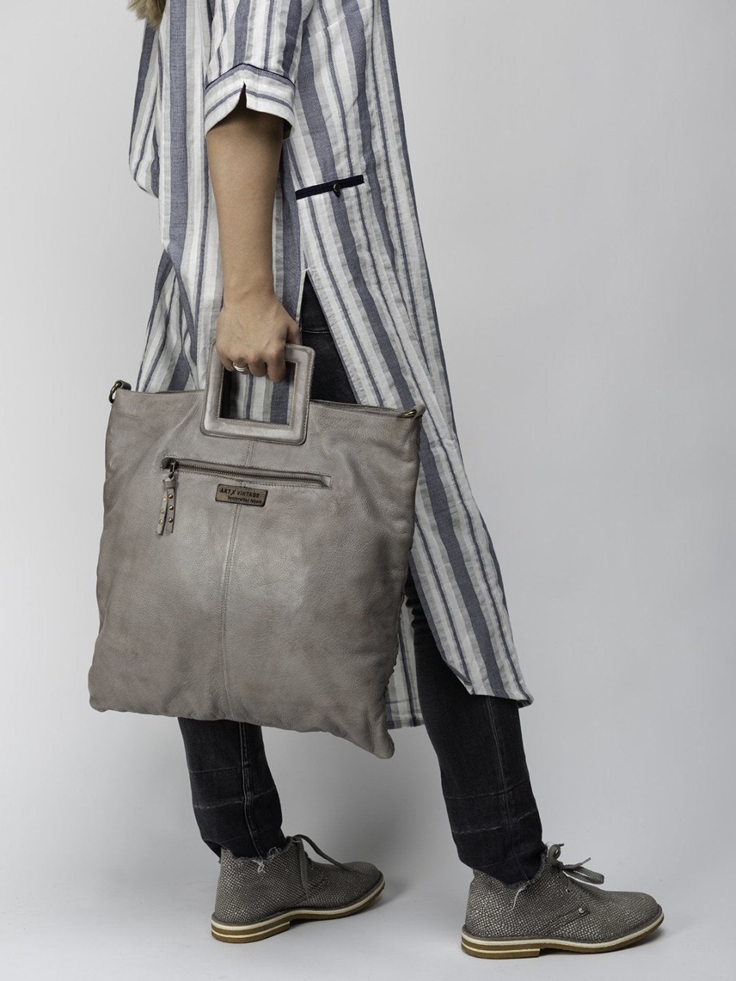 Art N Vintage Esther Grey Leather Textured Large Handbag