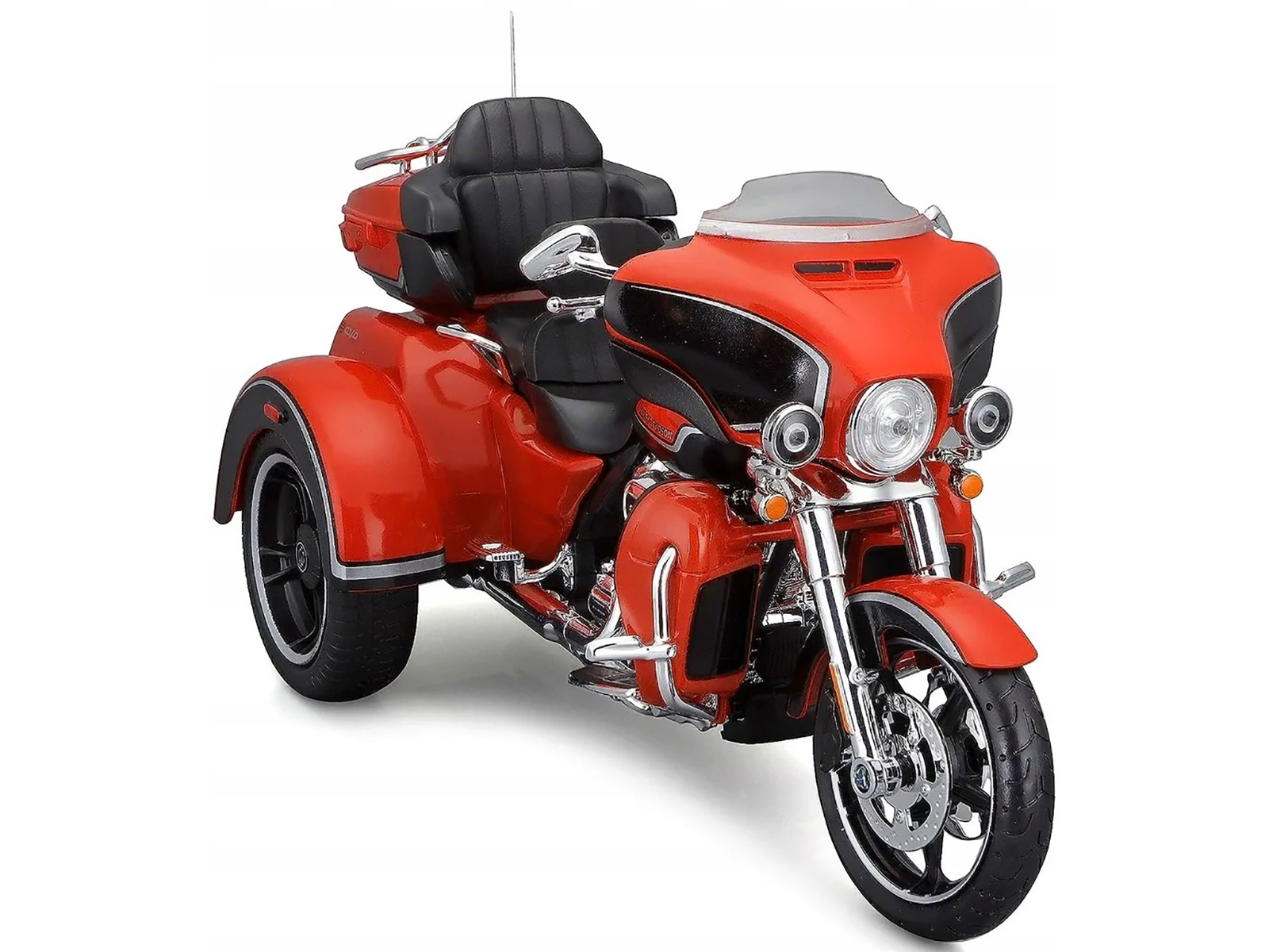 2015 Harley Davidson Street 750 Motorcycle Model 1/12 by Maisto