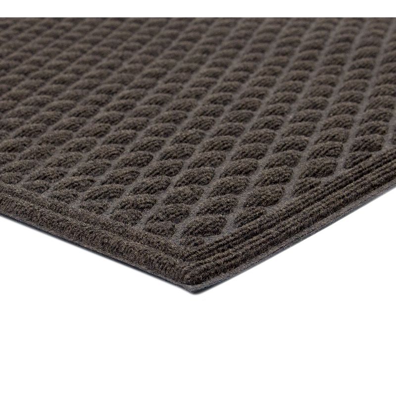 1'6"X2'6" Diamond Tufted Door Mat Dark Brown - Apache Mills