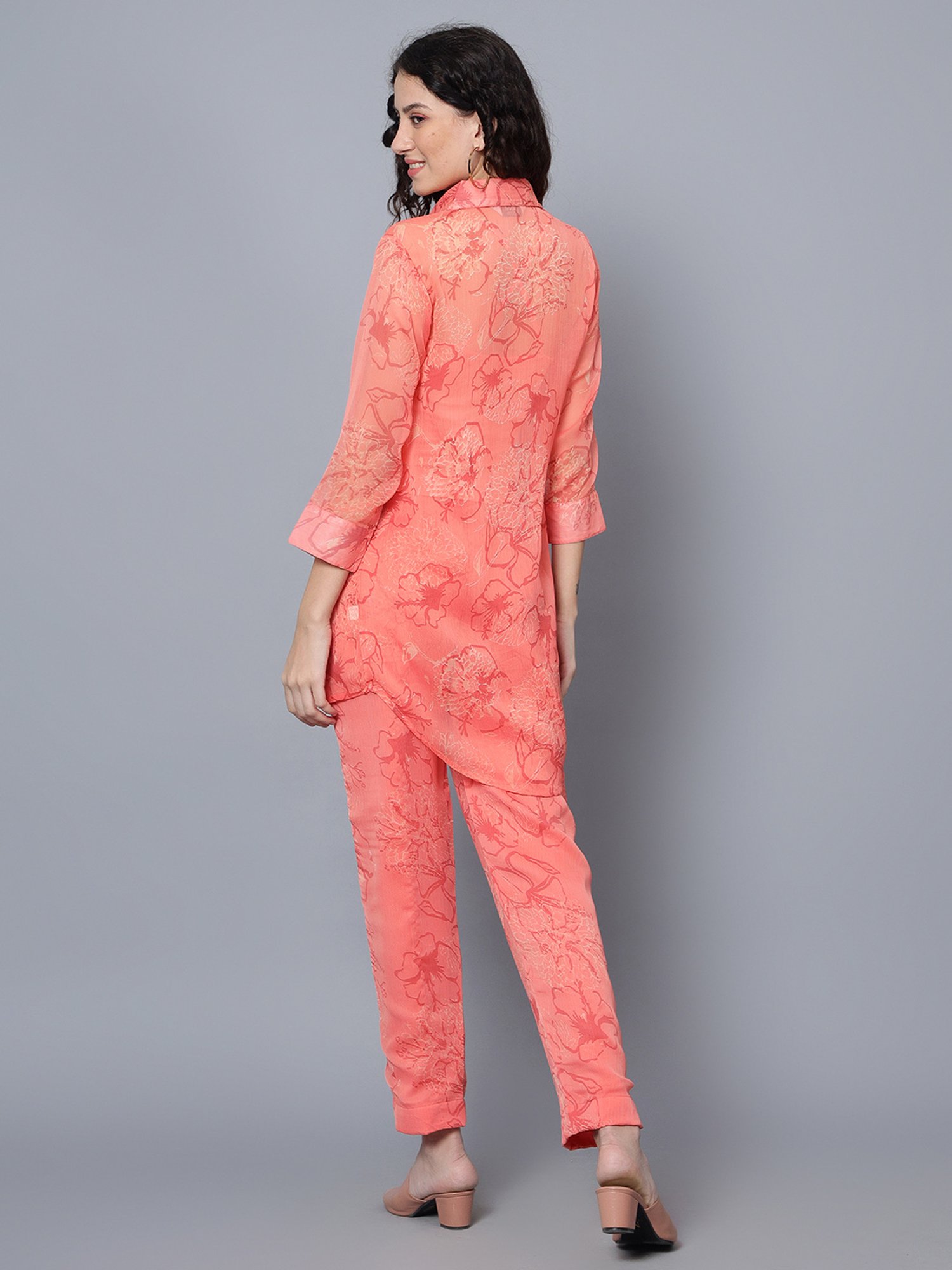 Anvi Be Yourself Peach Printed Relaxed Fit Mid Rise Trousers