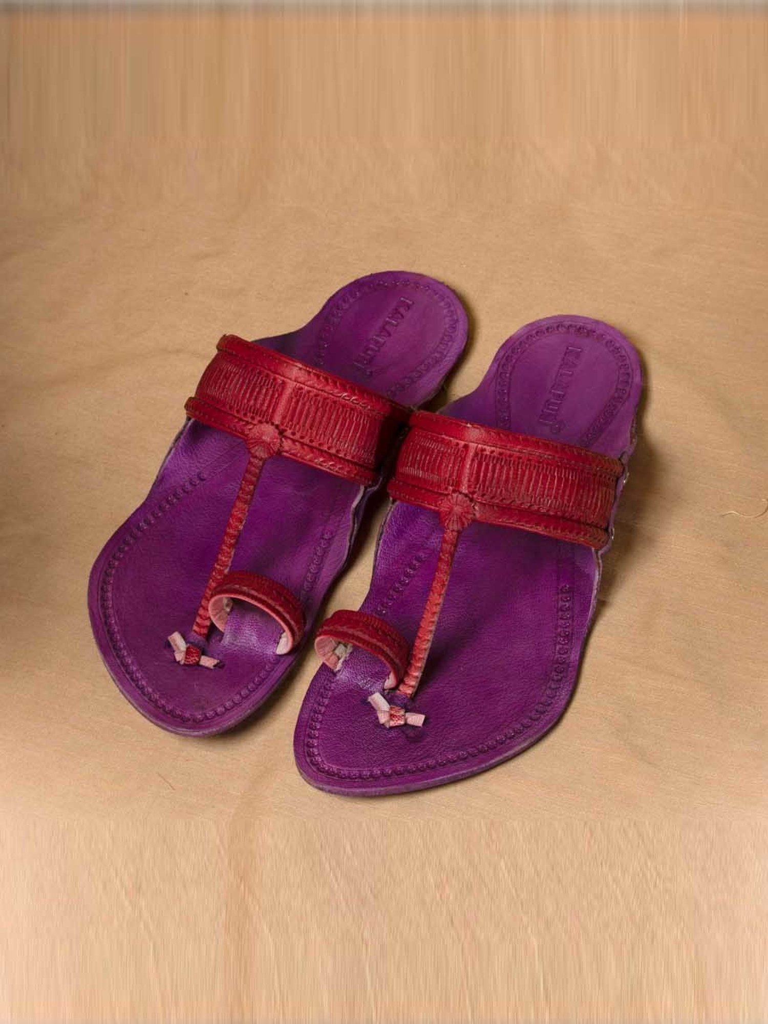 Kalapuri Men's Purple Kolhapuri Sandals