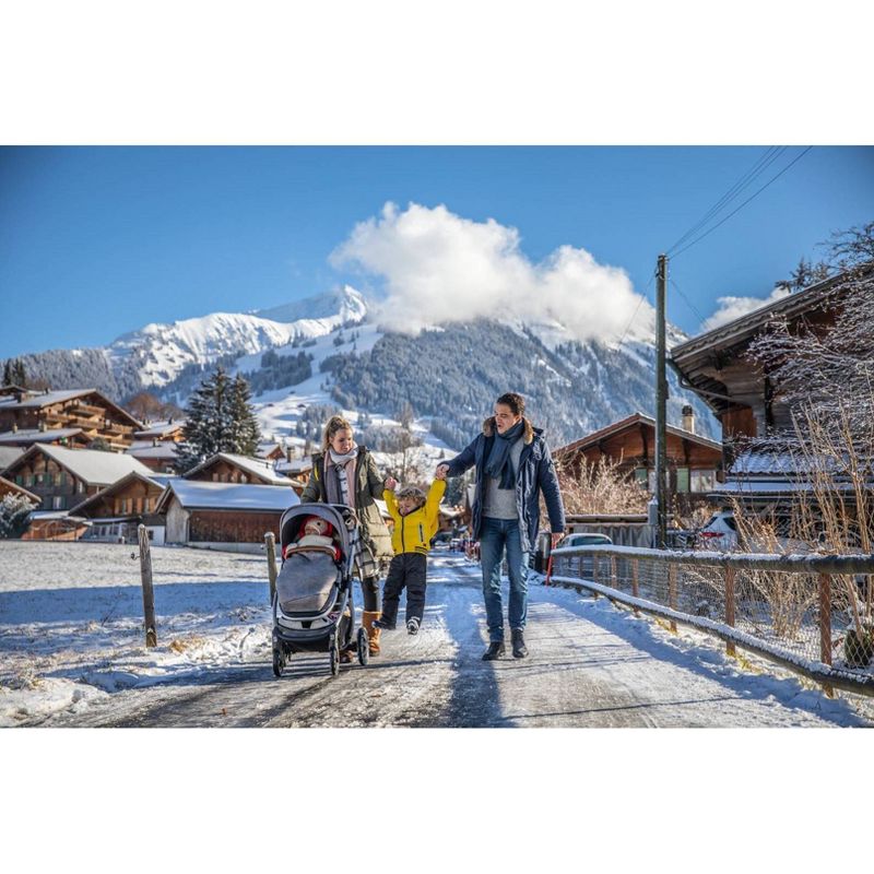 Maxi-Cosi Adorra Travel Systems