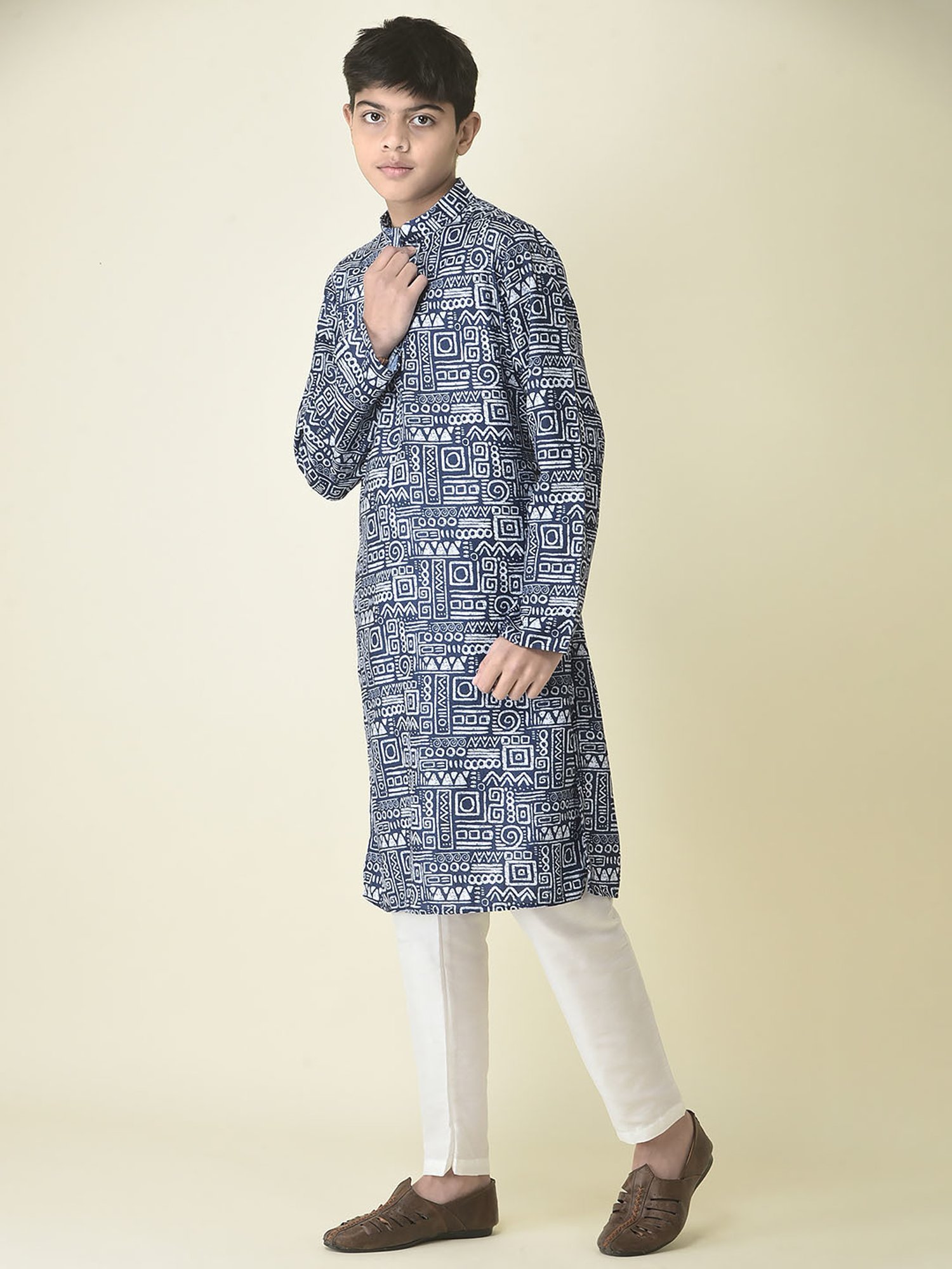 TABARD Kids Navy & White Printed Full Sleeves Kurta with Churidar