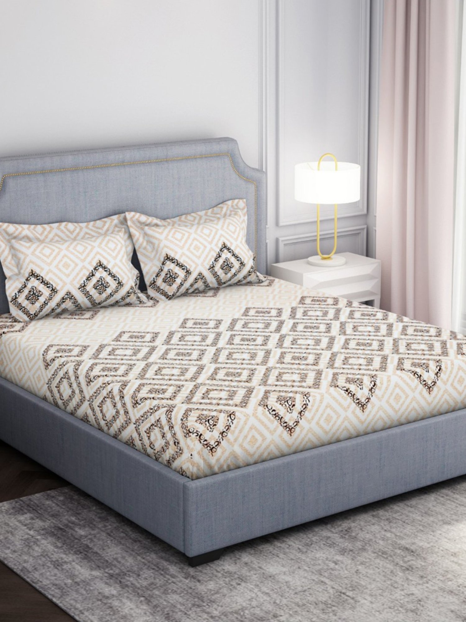 Welspun Geometric Beige 130 TC Microfiber Double Bedsheet with 2 Pillow Covers