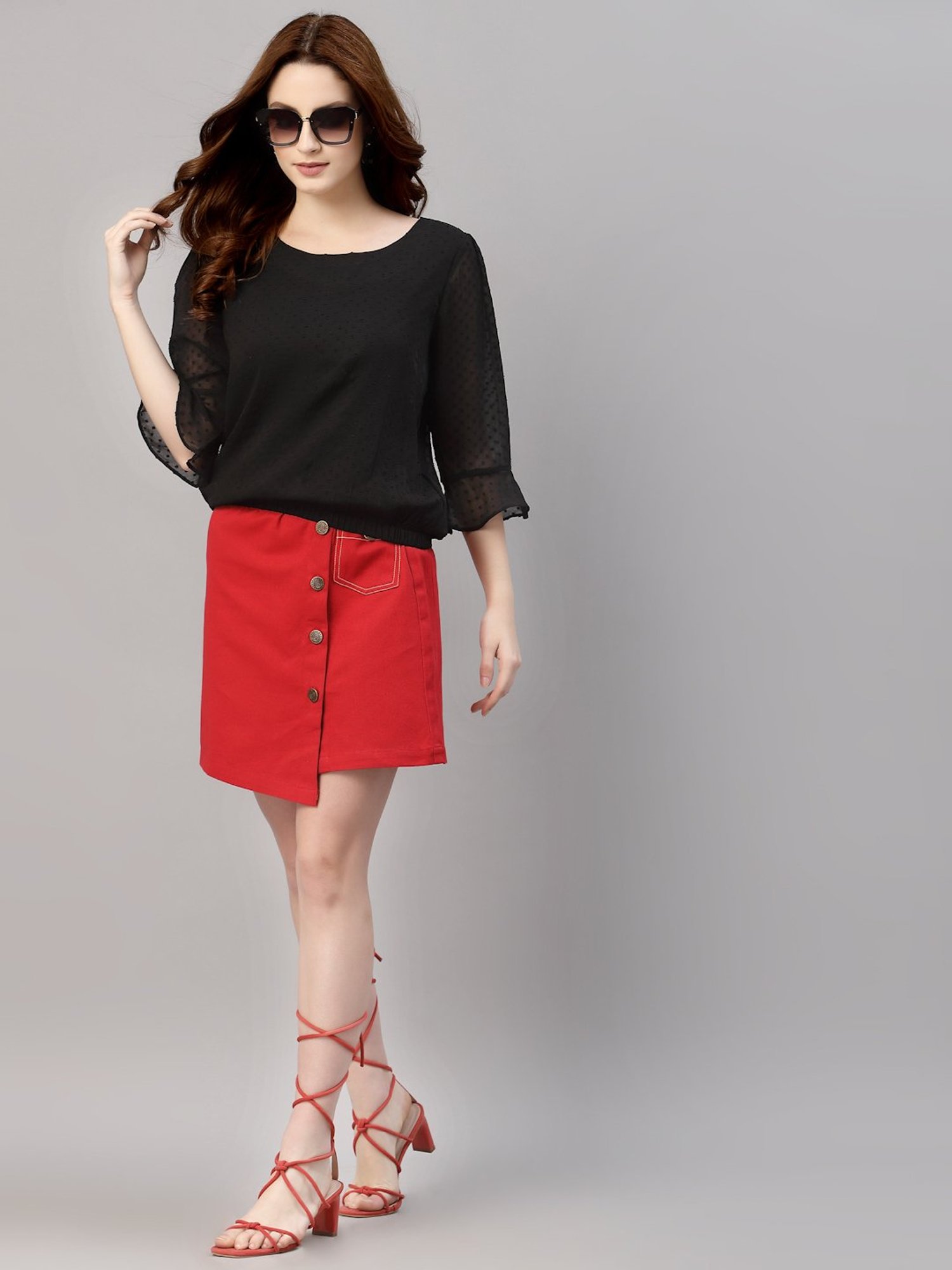 NEUDIS Black Textured Top
