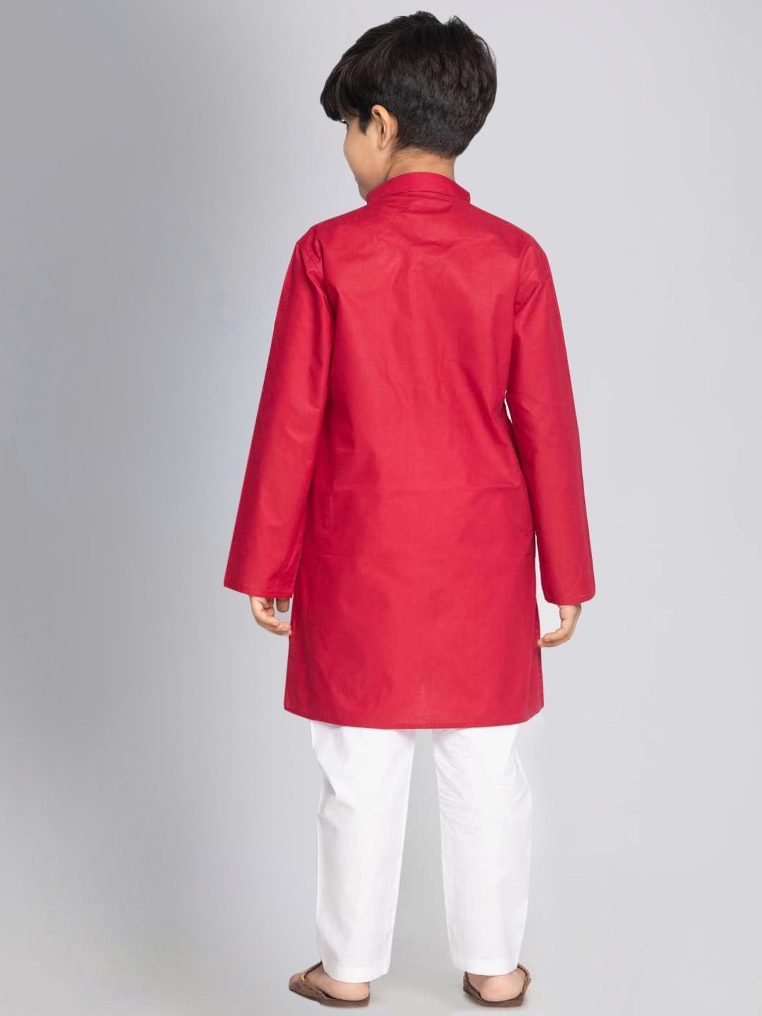 VASTRAMAY Kids Maroon Regular Fit Kurta Set