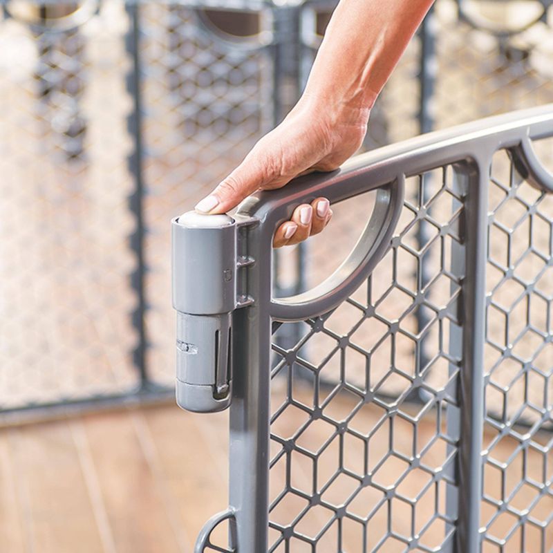 Evenflo Versatile Play Space Gate - Cream