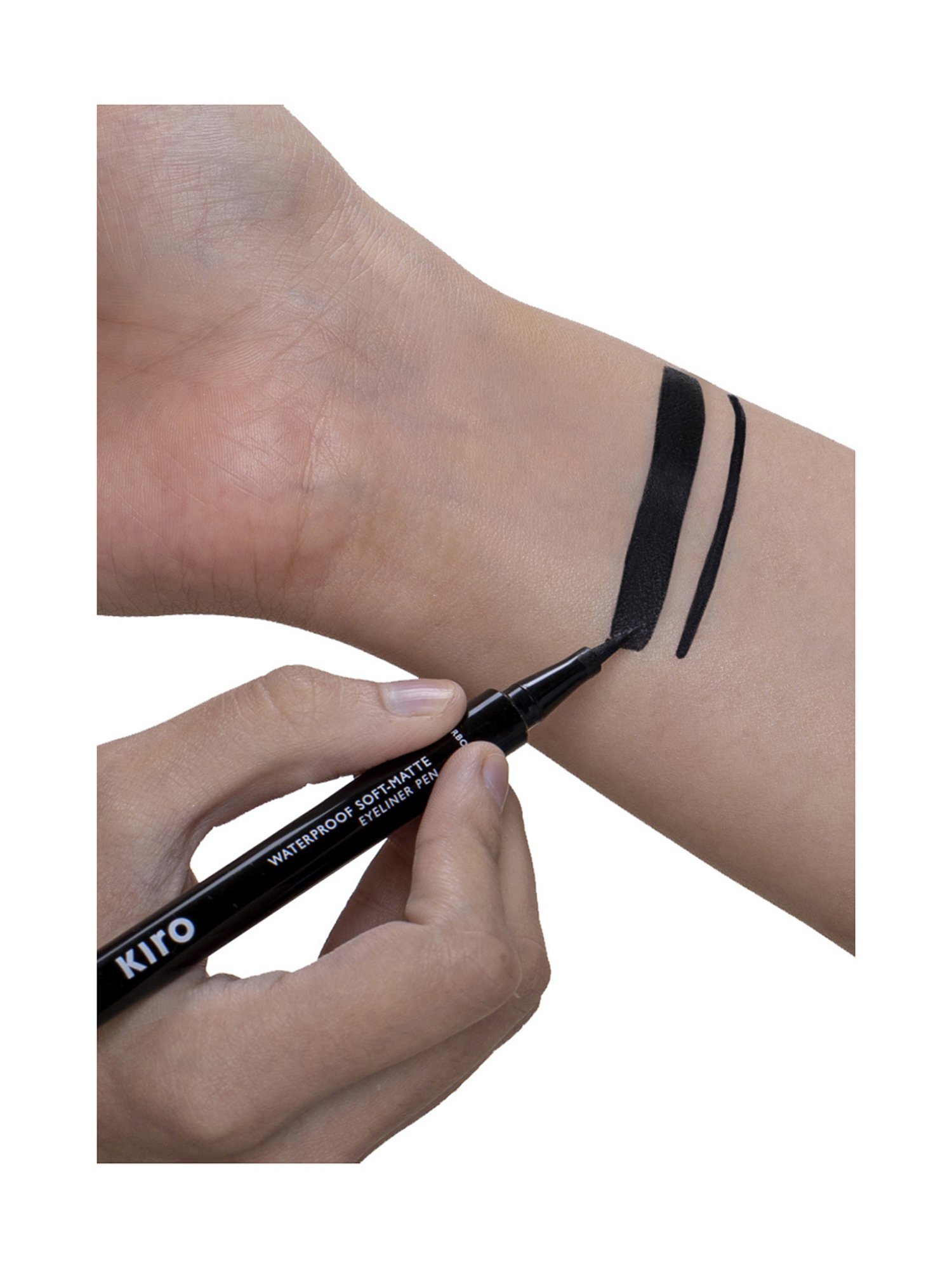 Kiro Beauty Liquid Waterproof Soft Eyeliner Pen Matte Carbon Black - 1.1 ml