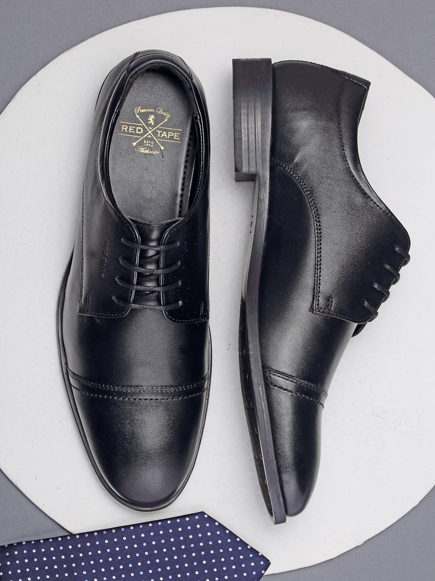 Red Tape Men's Black Derby Shoes