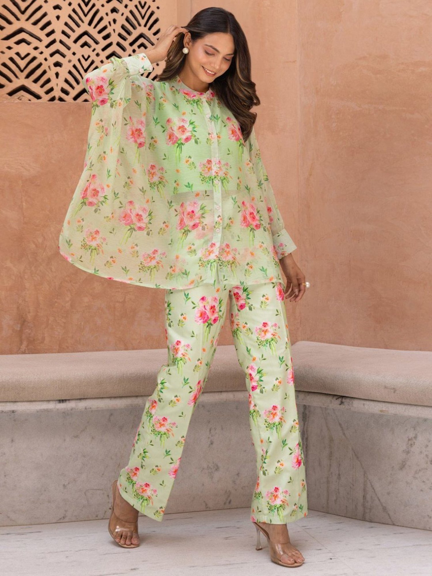 BInfinite Green Camellia Coords-Set