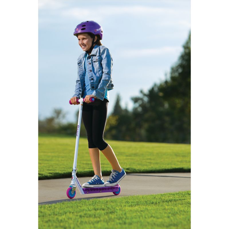 Razor Party Pop Kick Scooter with LED Lights - White