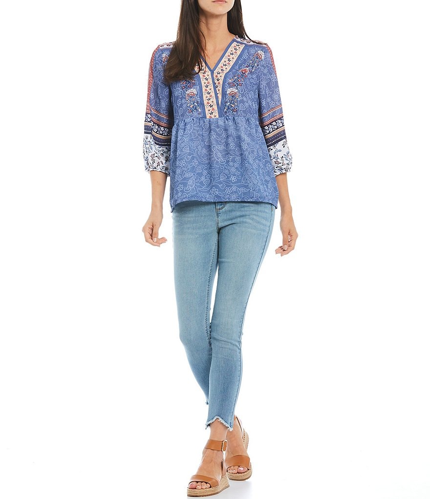 One World Apparel Mixed Floral Border Print Woven V-Neck 3/4 Sleeve Babydoll Top