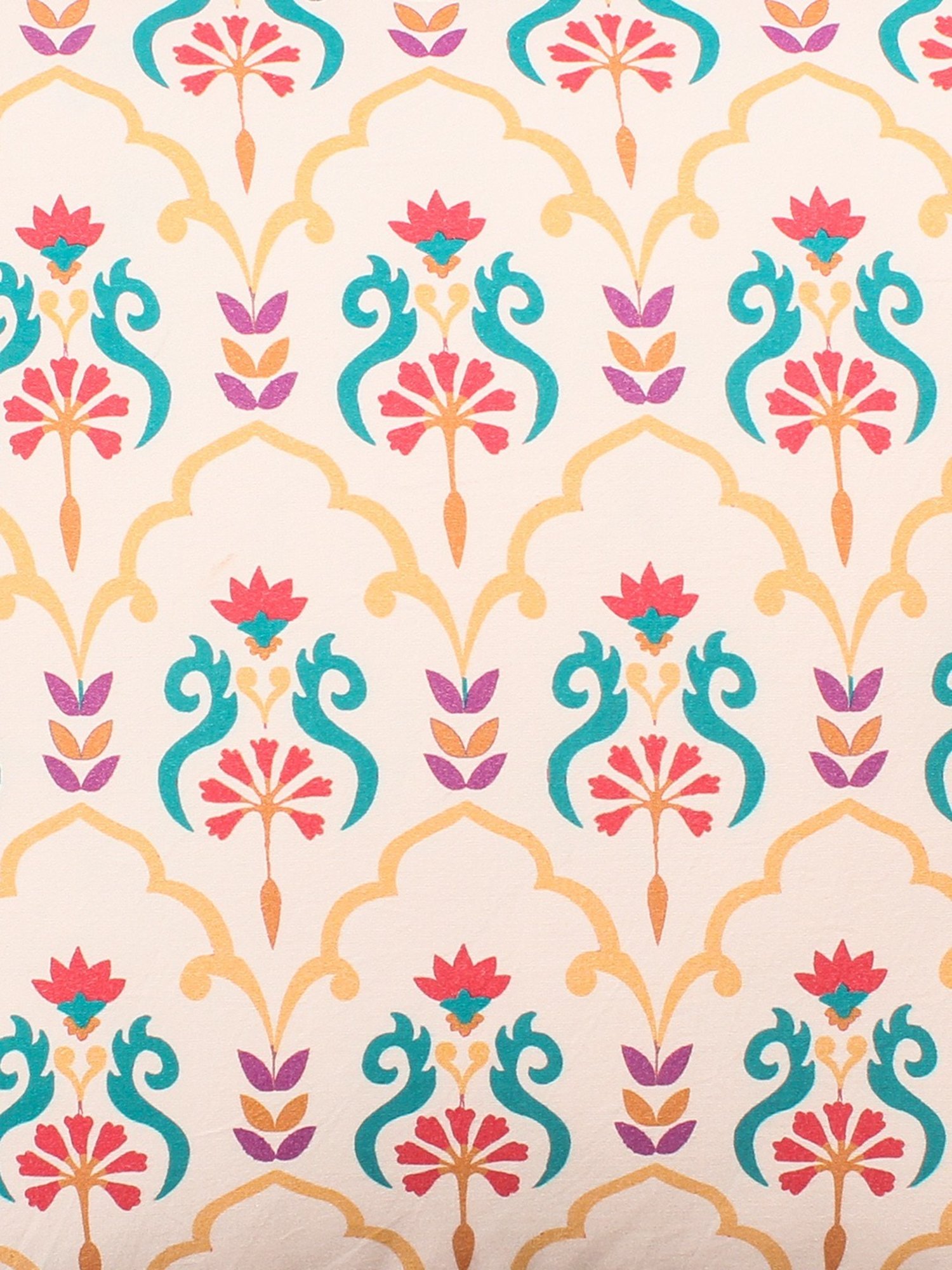 Juvale Placemats with Table Runner (Gold Foil, 6 Pieces)