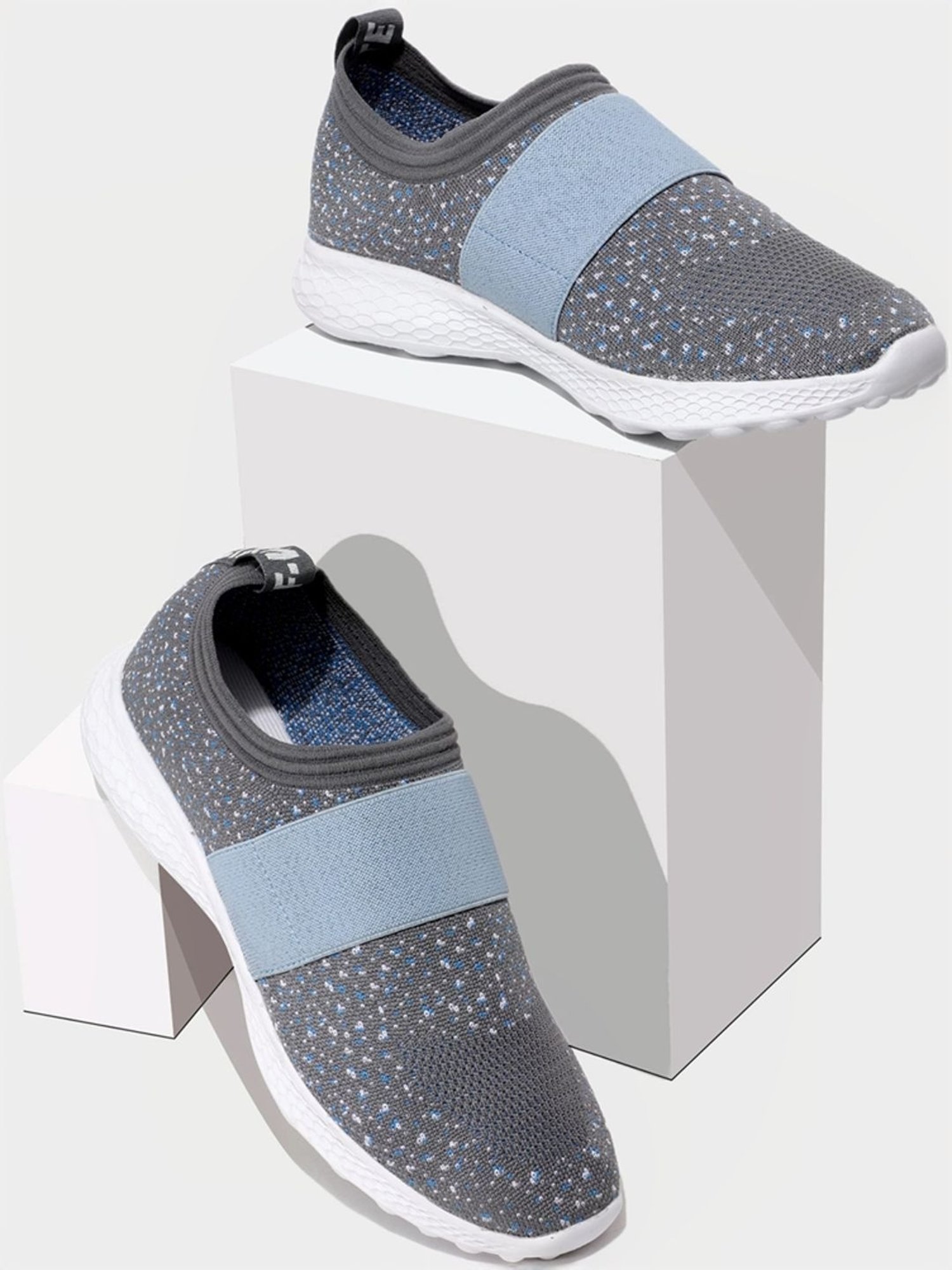 Rapid Box Men's Grey Walking Shoes