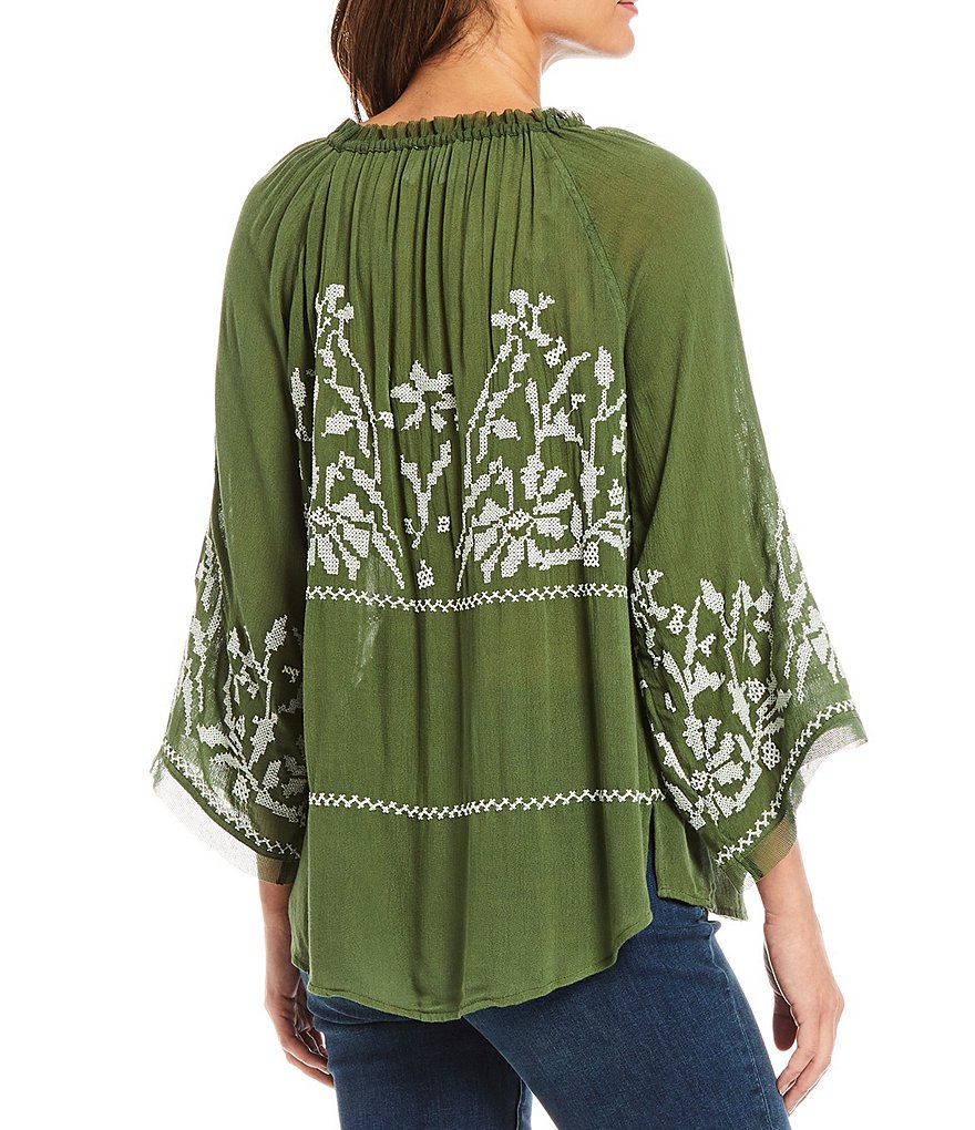 Tru Luxe Jeans 3/4 Sleeve Hi-Low Embroidered Peasant Top