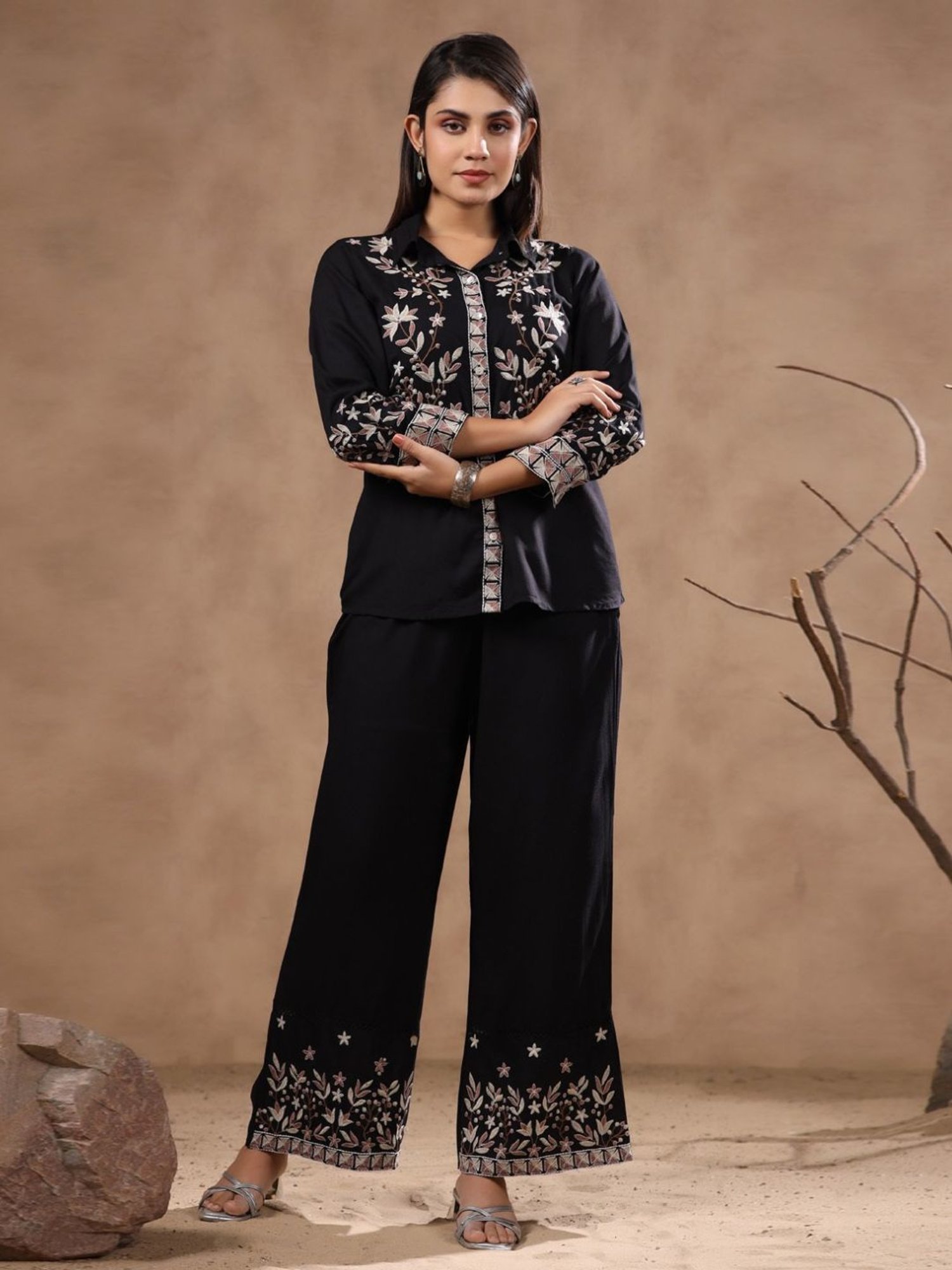 Kaftanize Shadow Petal Noir Embroidered Cotton Western Set