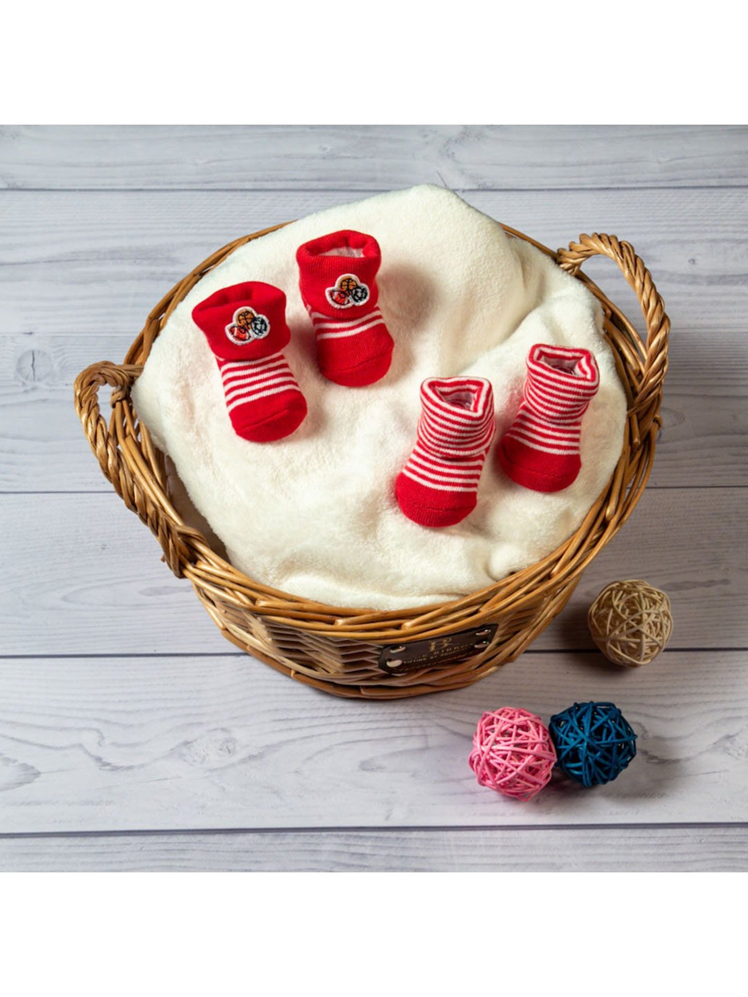 Baby Moo Vintage Ride Yellow Mattress with Fixed Neck Pillow and Bolsters