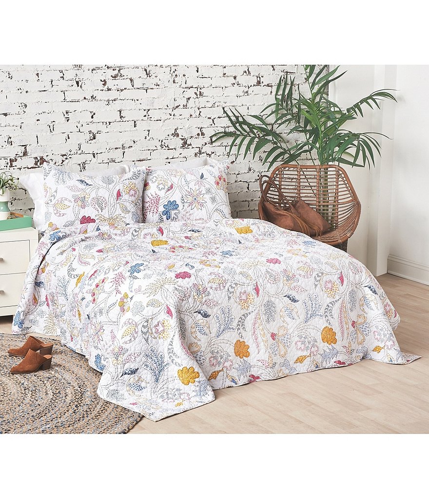 carol & frank Brie Floral Embroidered Quilt