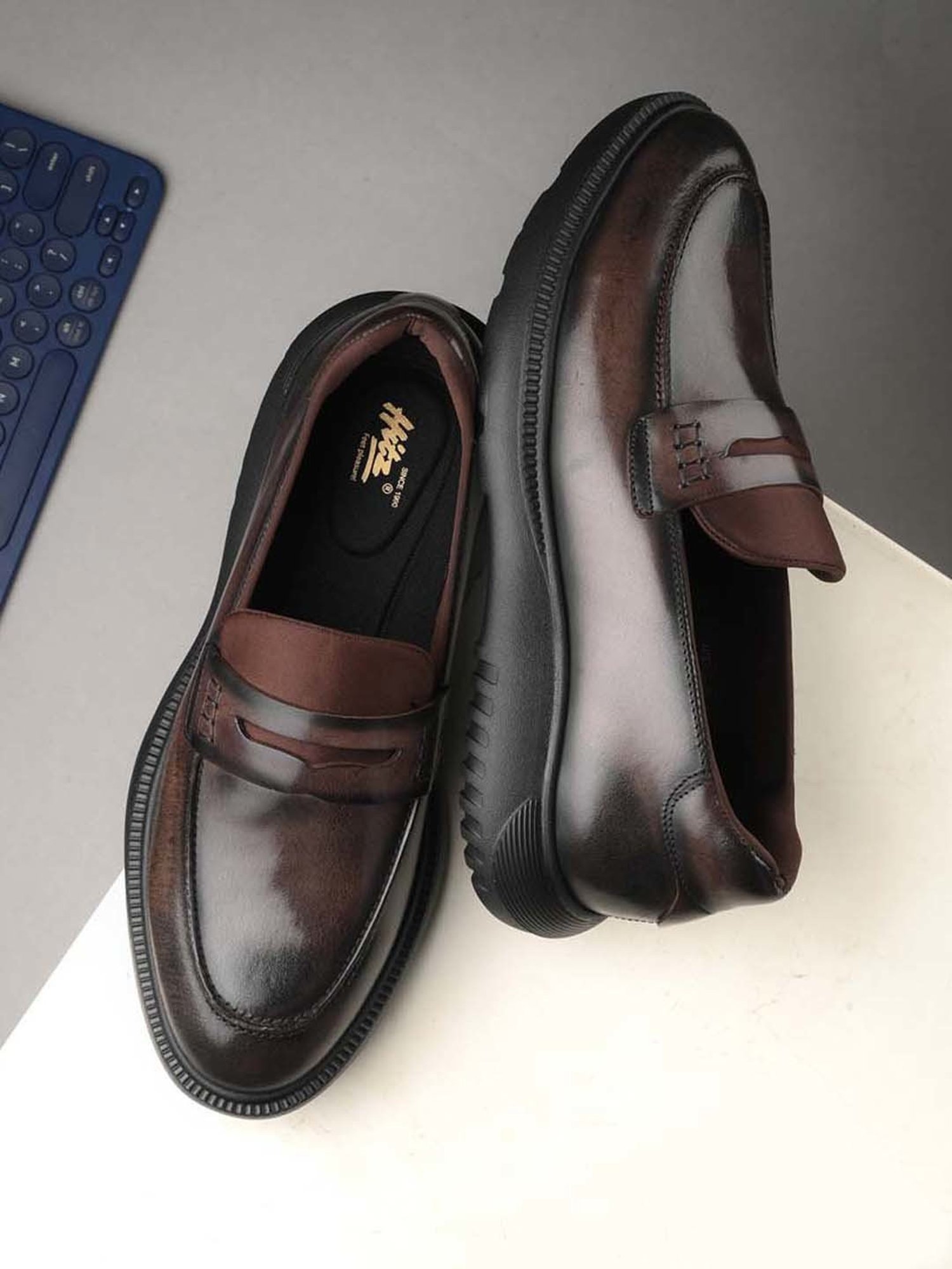 Hitz Men's Brown Formal Loafers