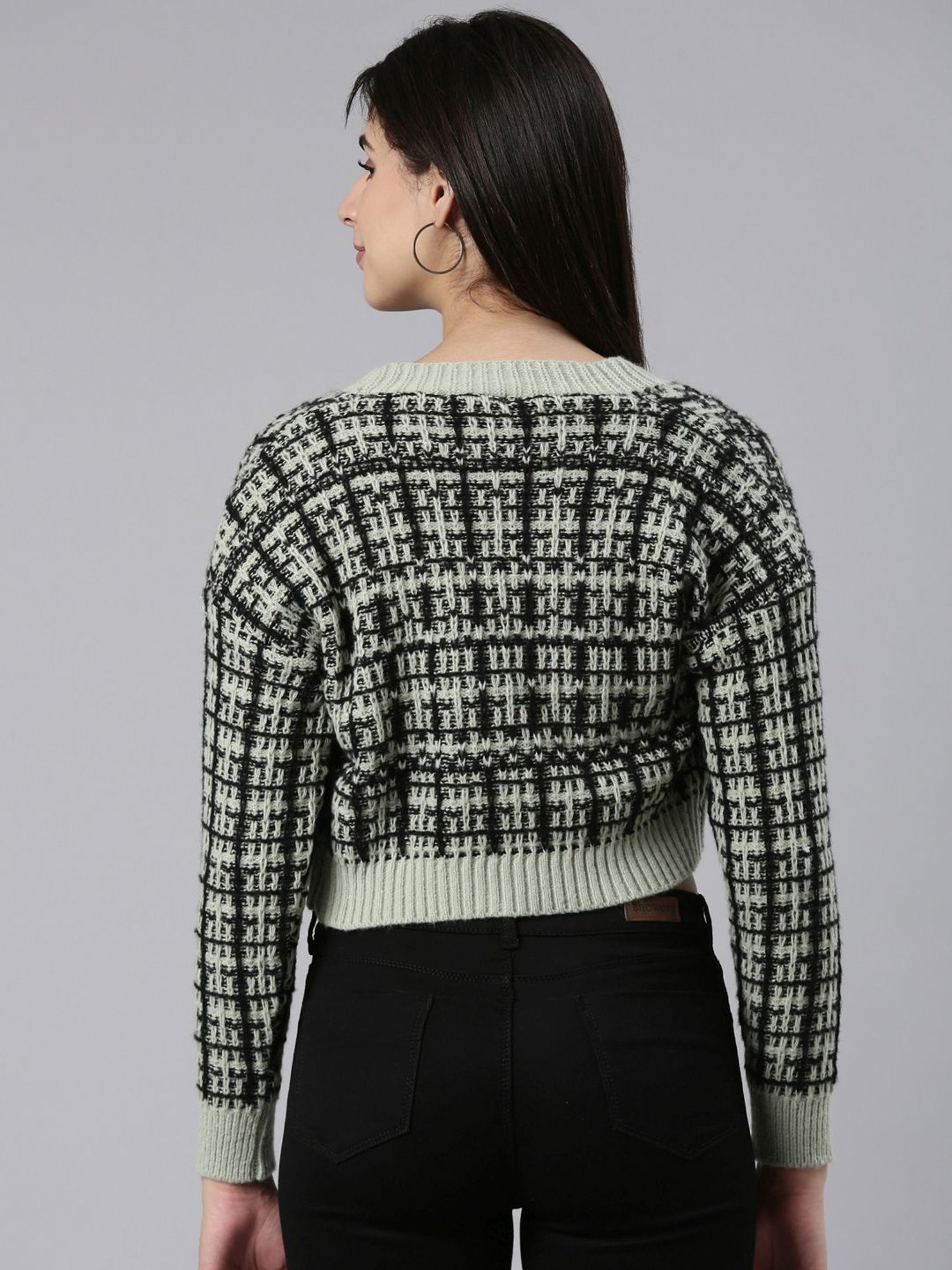 SHOWOFF Sea Green & Black Crochet Pattern Front-Open Cropped Sweater