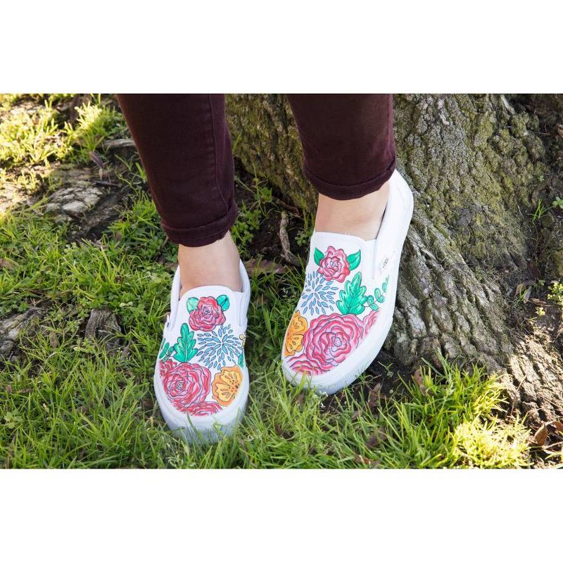 Tulip 30ct Rainbow Graffiti Bullet Tip Fabric Markers